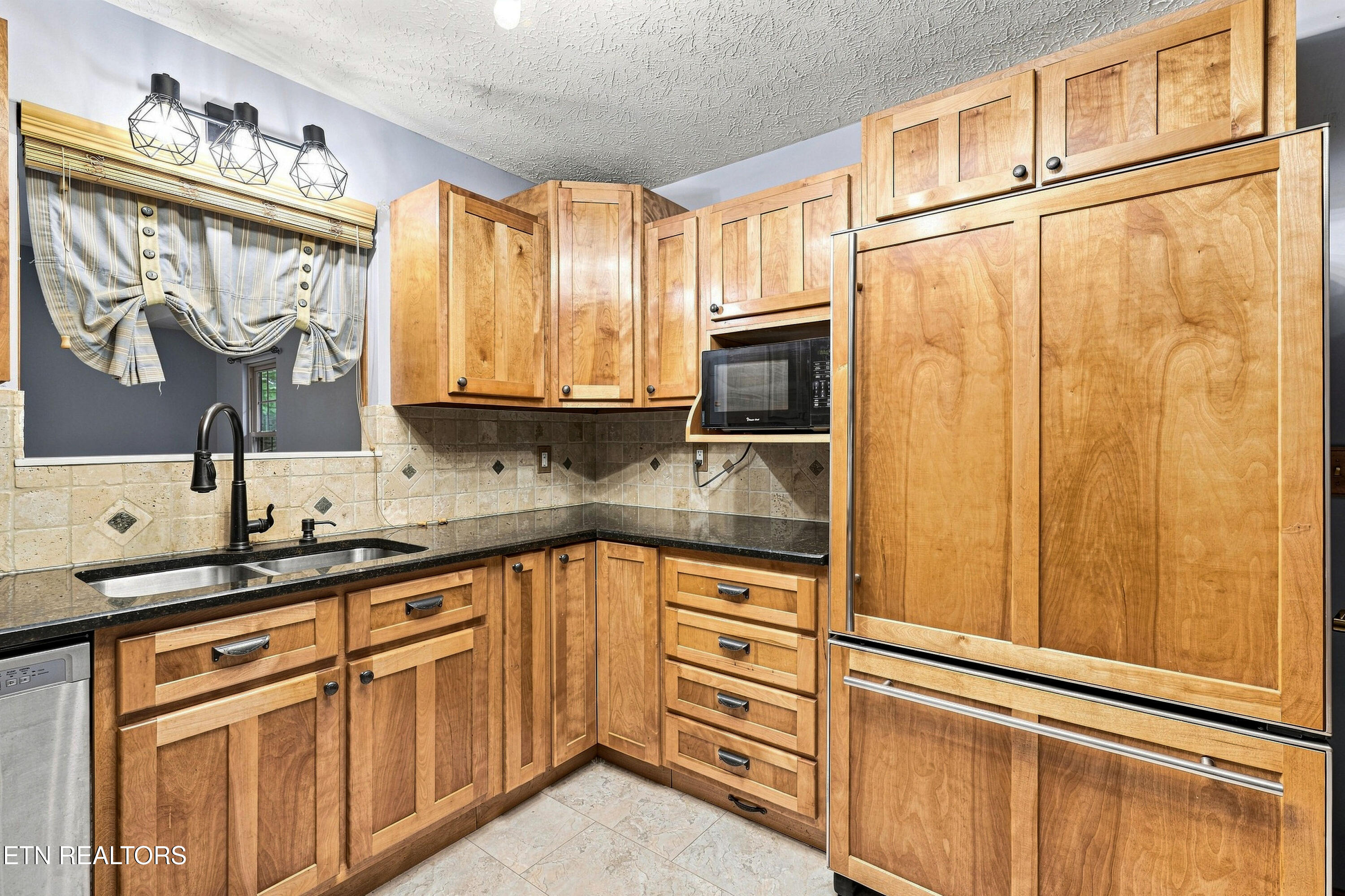 2459 Amanda Lane Sevierville TN 37876