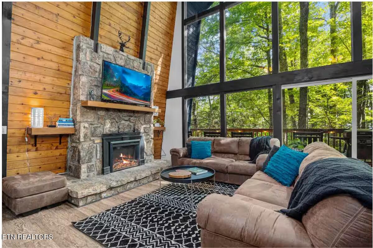 1424 Zurich Road Gatlinburg TN 37738