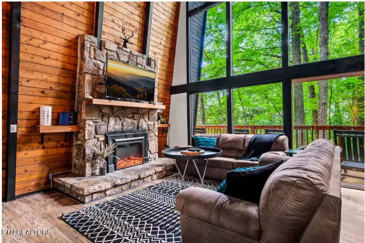 1424 Zurich Road Gatlinburg TN 37738