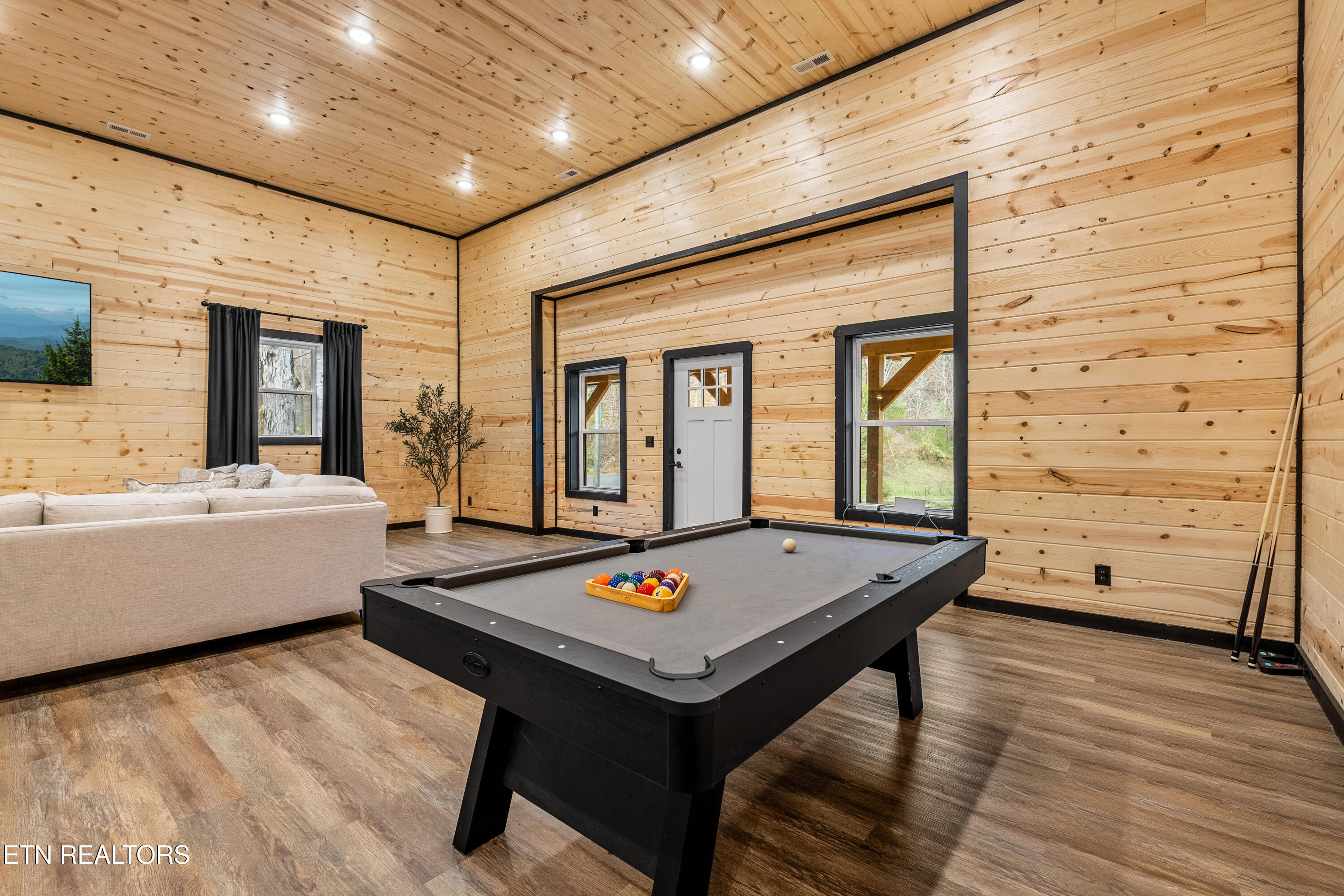 2881 Caughorn Mountain Road Sevierville TN 37876