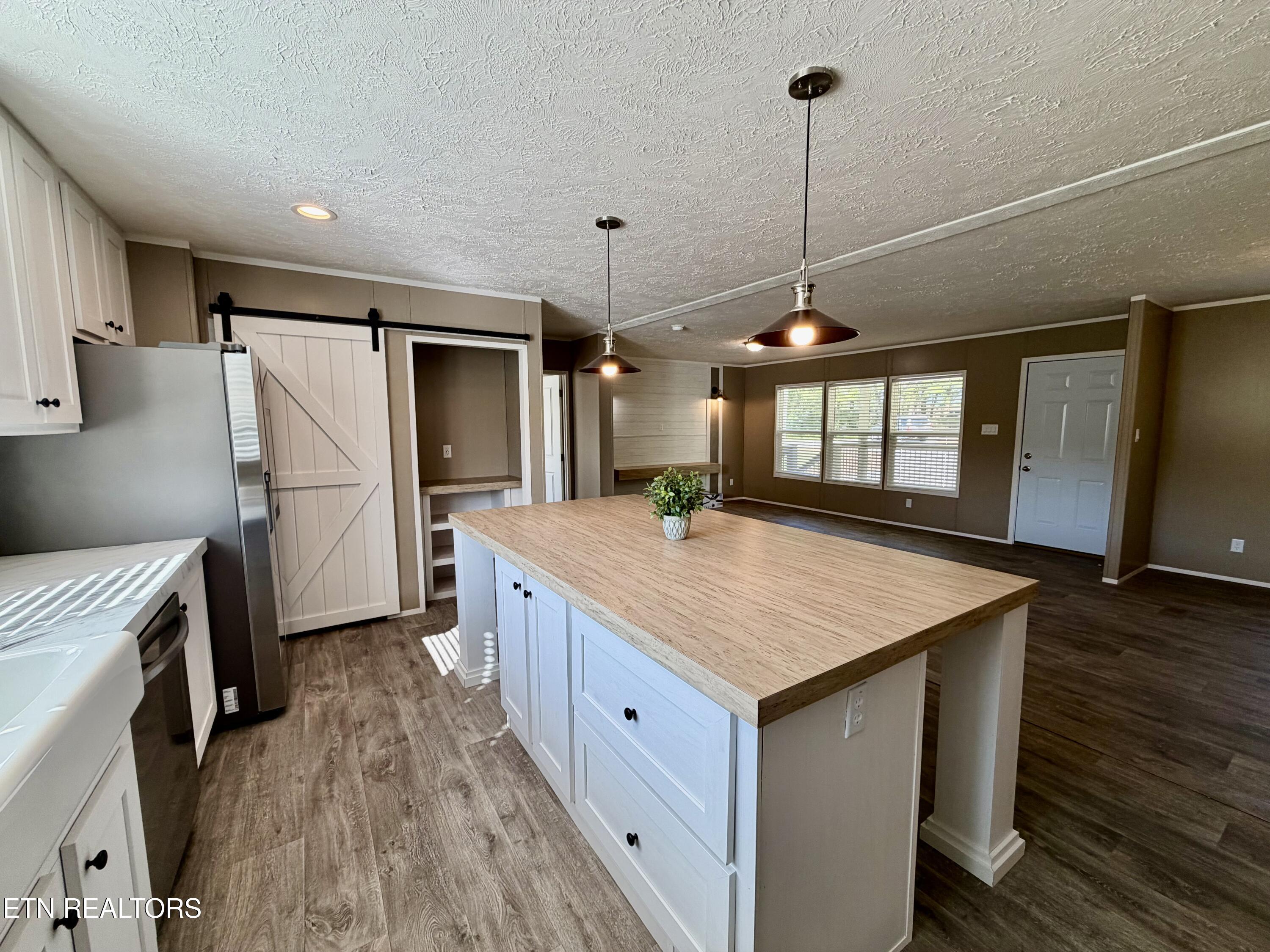 1310 W Beaver Creek Drive Powell TN 37849