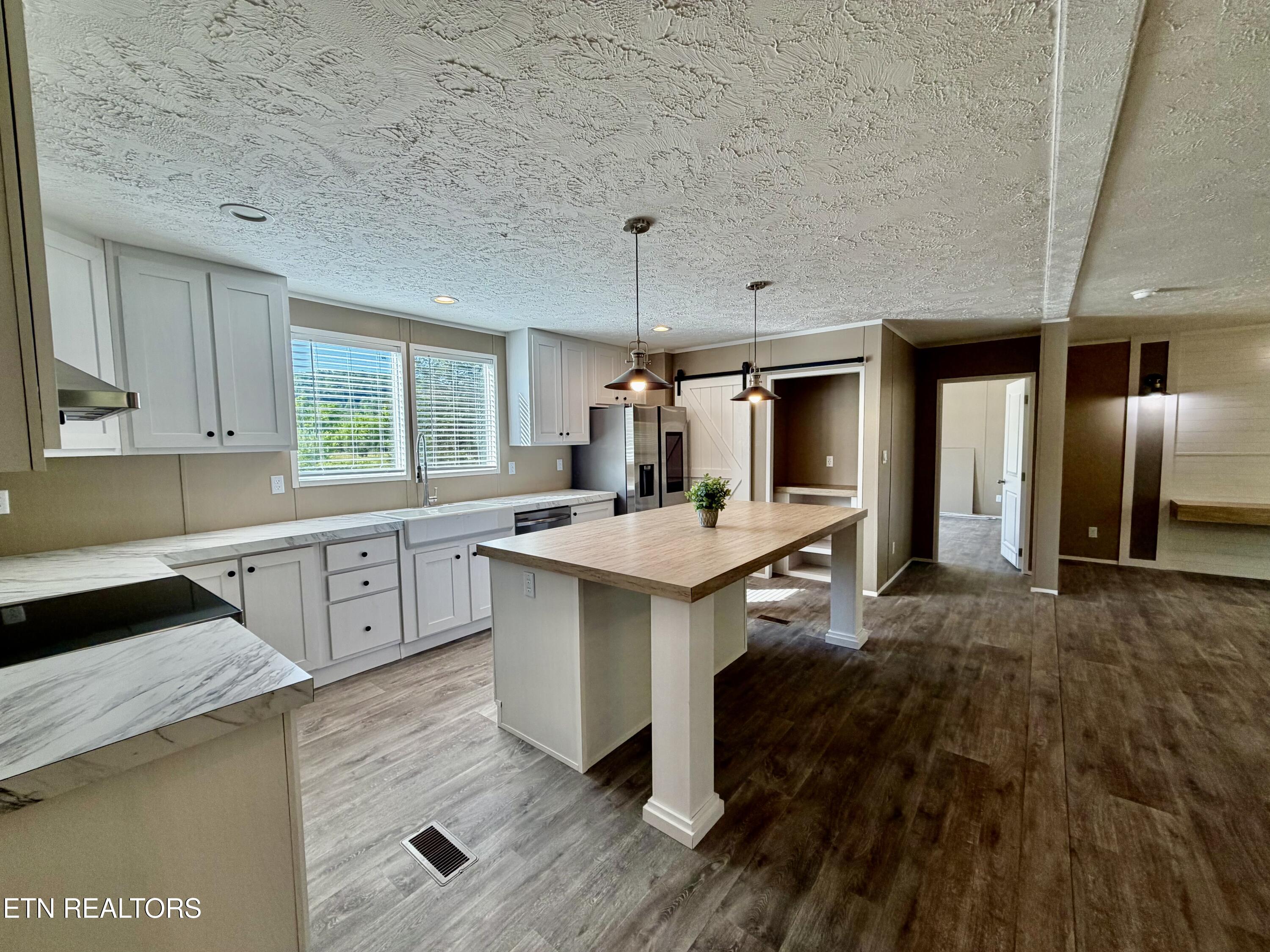 1310 W Beaver Creek Drive Powell TN 37849