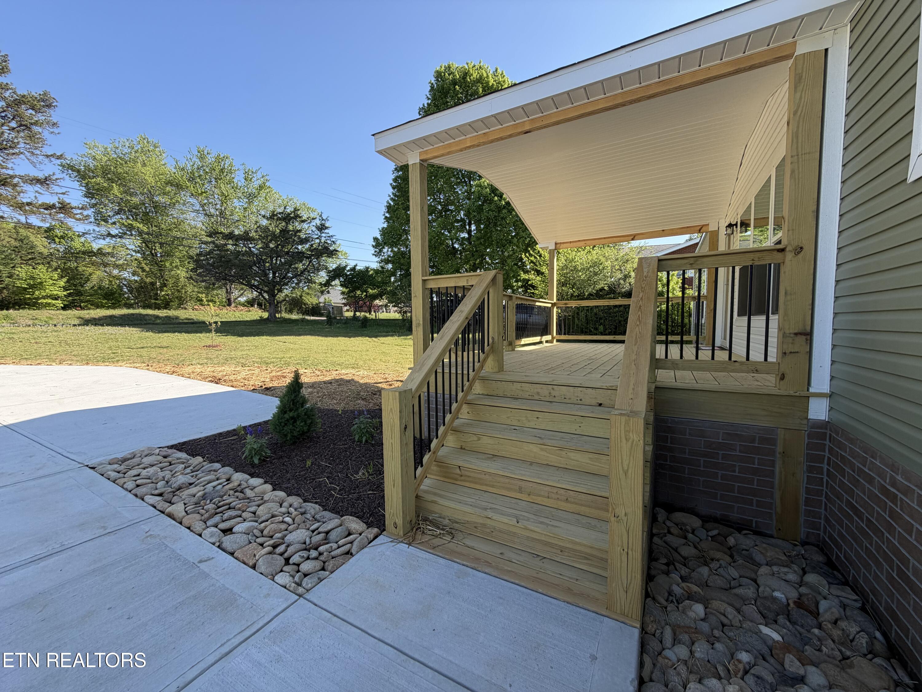 1310 W Beaver Creek Drive Powell TN 37849