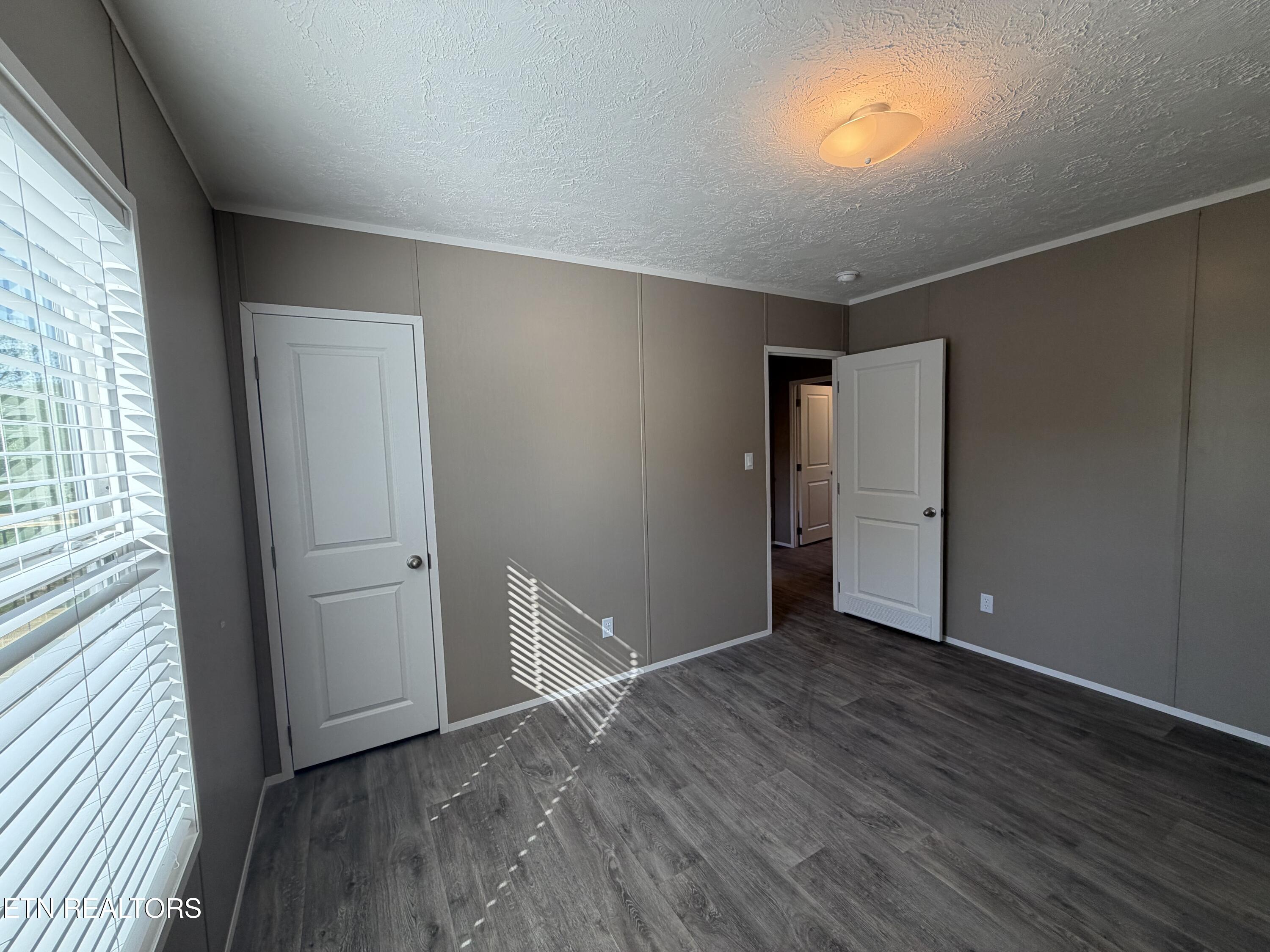 1310 W Beaver Creek Drive Powell TN 37849