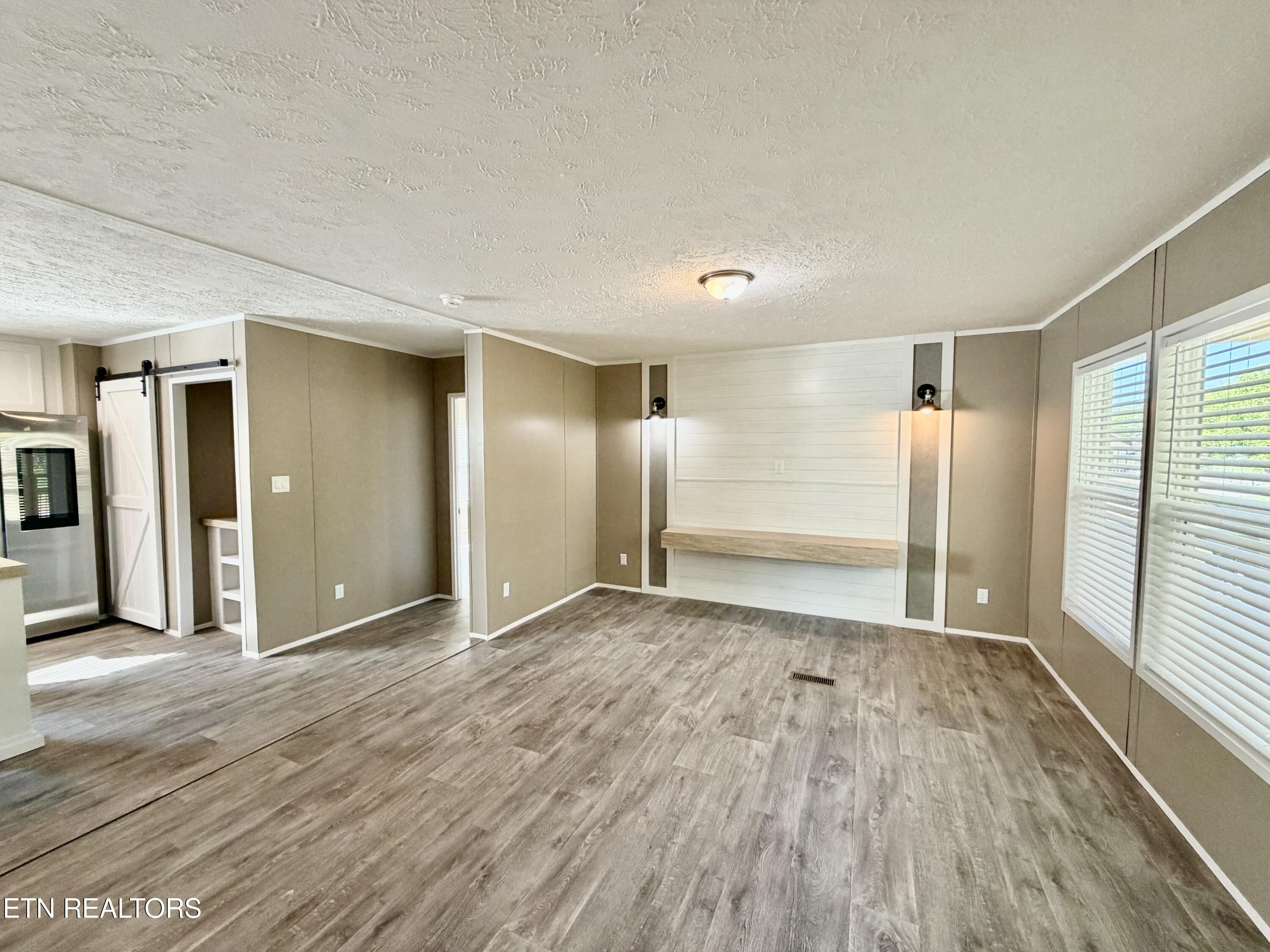1310 W Beaver Creek Drive Powell TN 37849