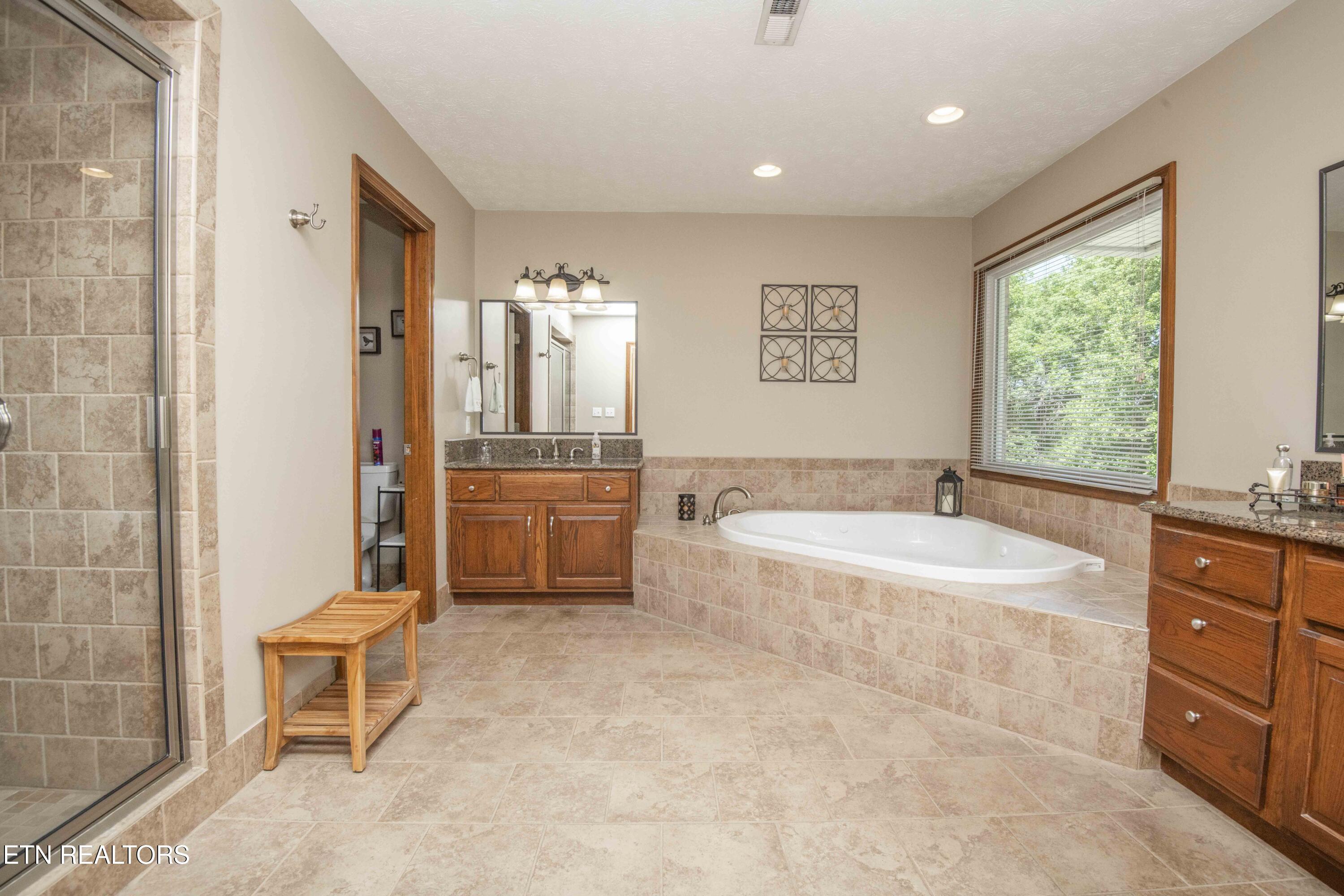 19 Raintree Crossing Oak Ridge TN 37830