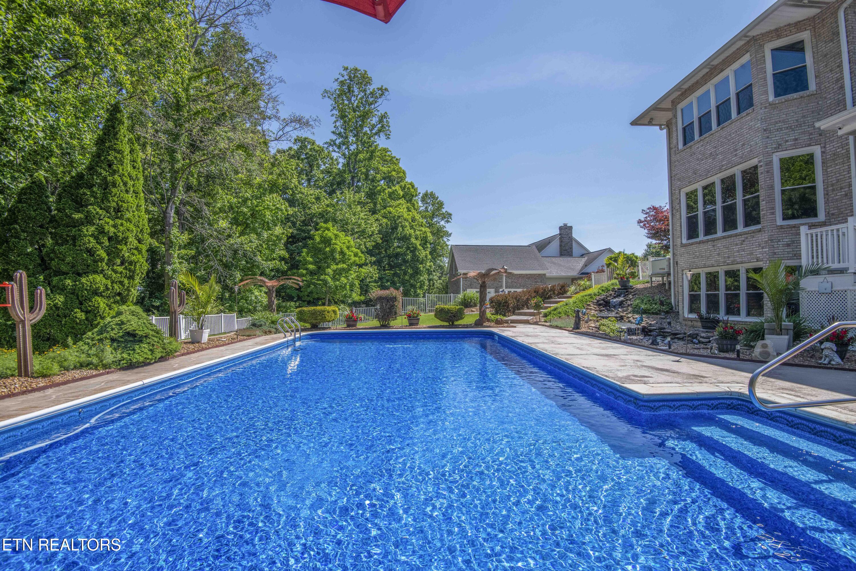 19 Raintree Crossing Oak Ridge TN 37830