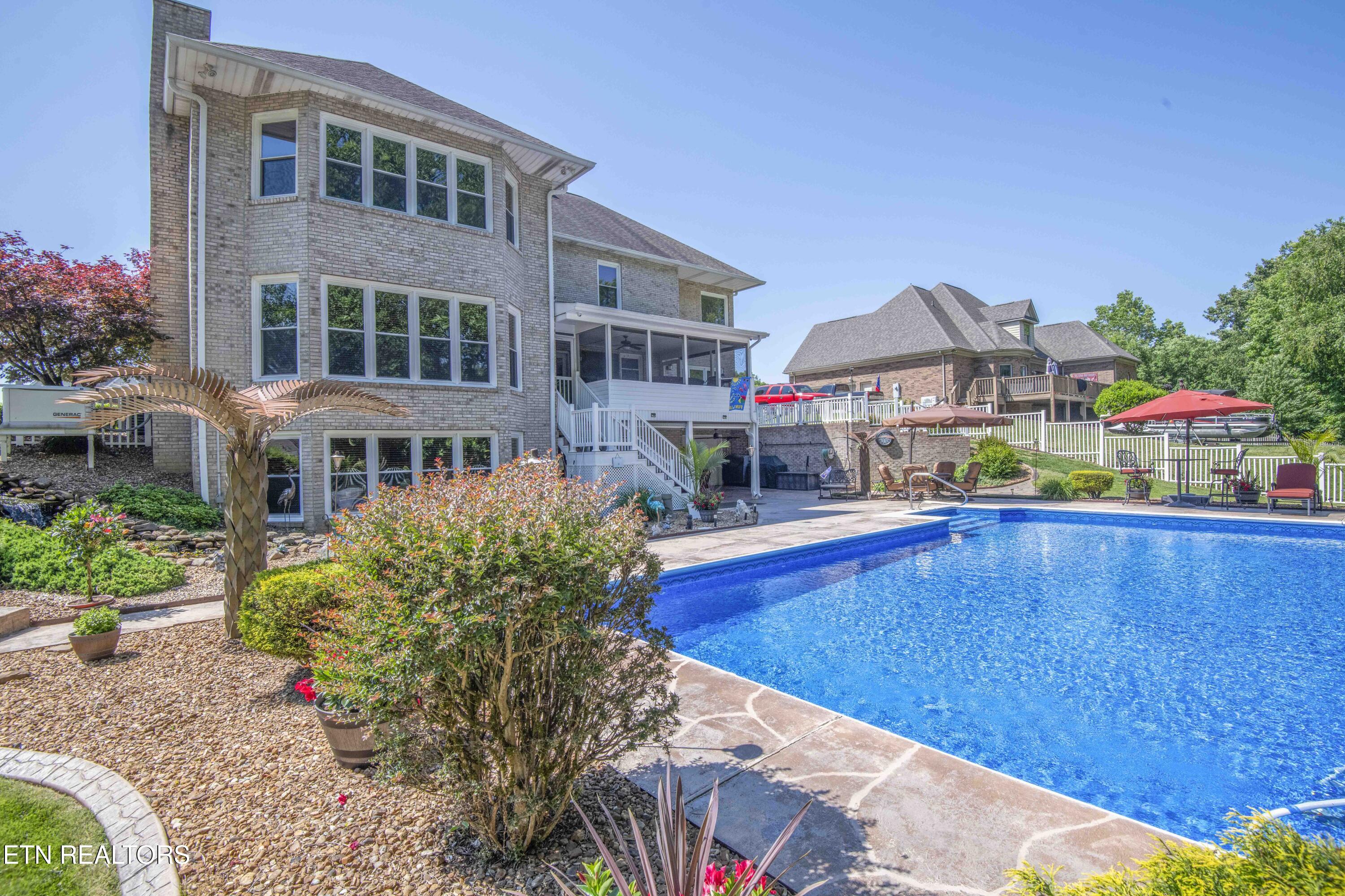 19 Raintree Crossing Oak Ridge TN 37830