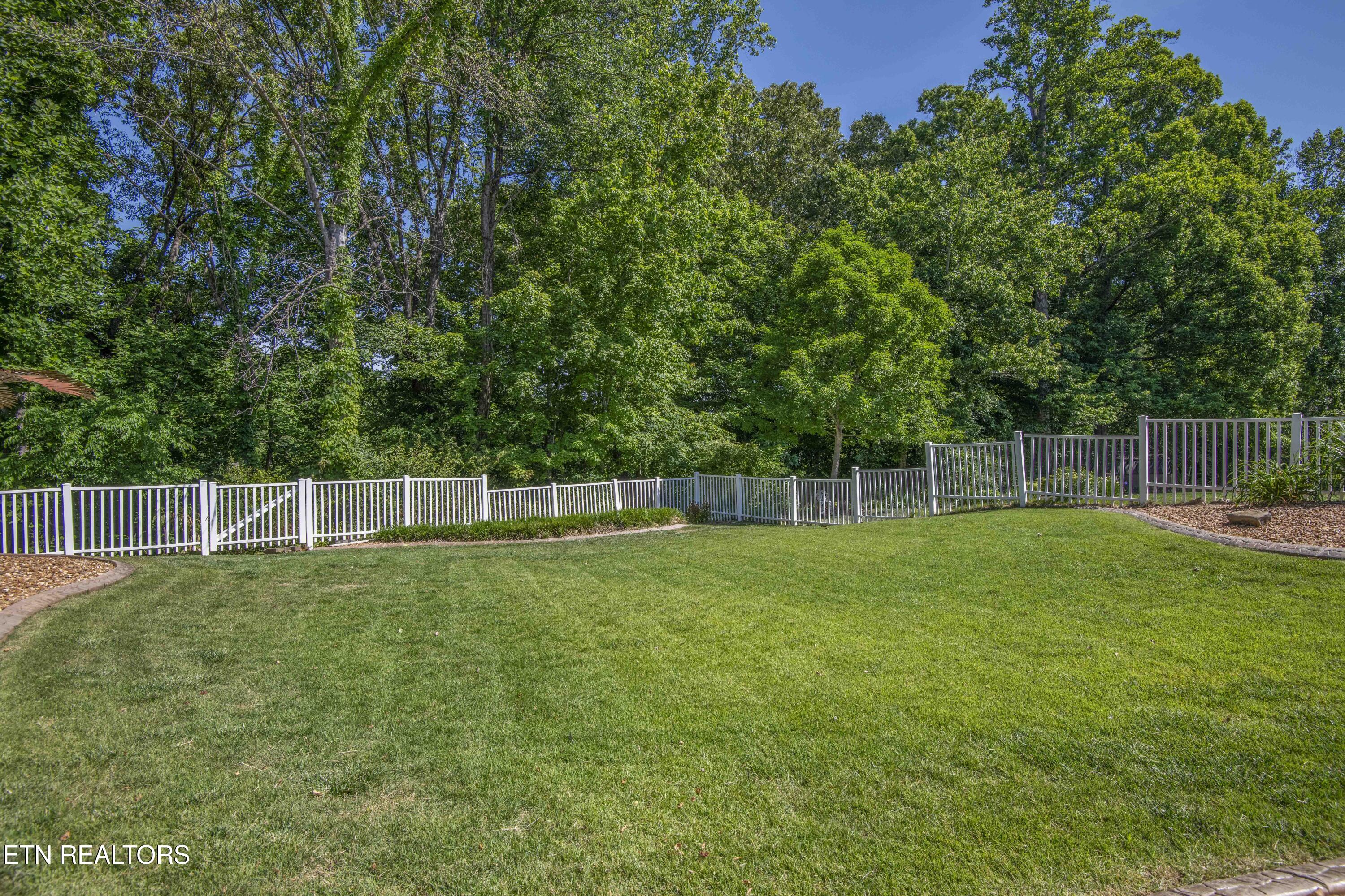 19 Raintree Crossing Oak Ridge TN 37830