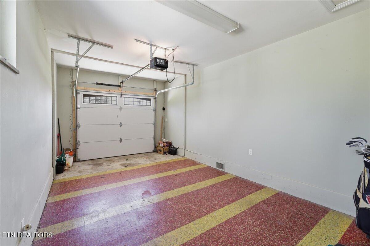 5105 Mountaincrest Drive Knoxville TN 37918