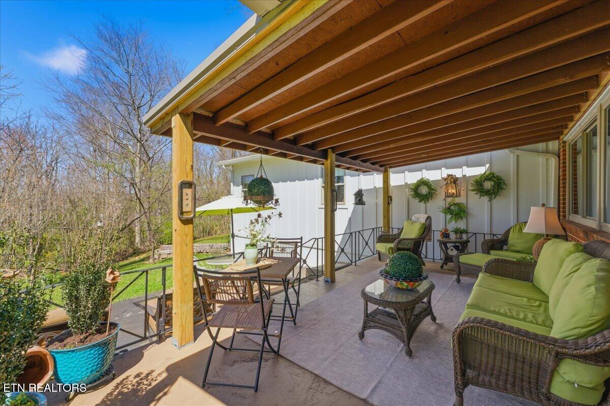5105 Mountaincrest Drive Knoxville TN 37918