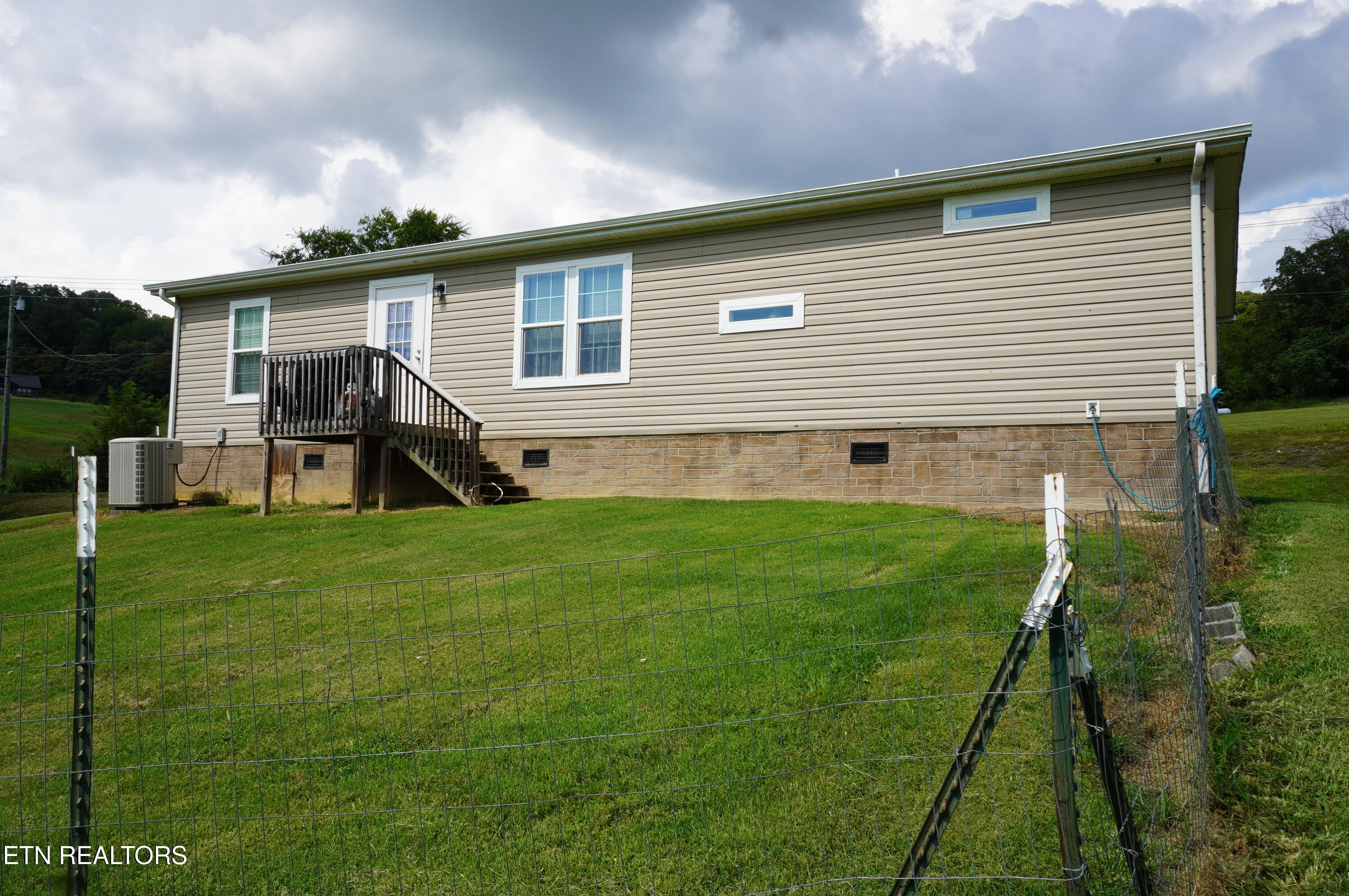 2840-2830 Robinson Creek Road Morristown TN 37813