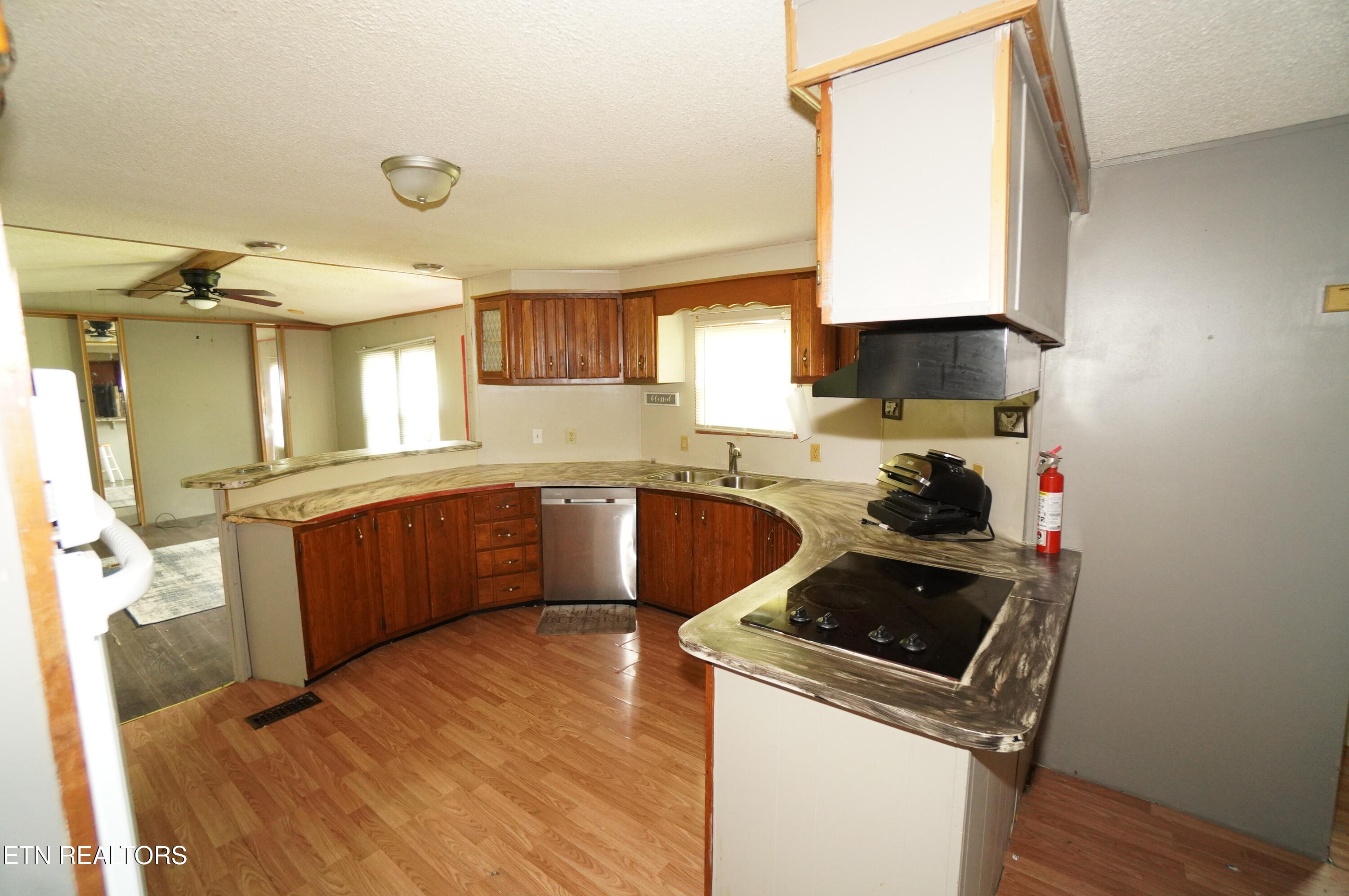 2840-2830 Robinson Creek Road Morristown TN 37813