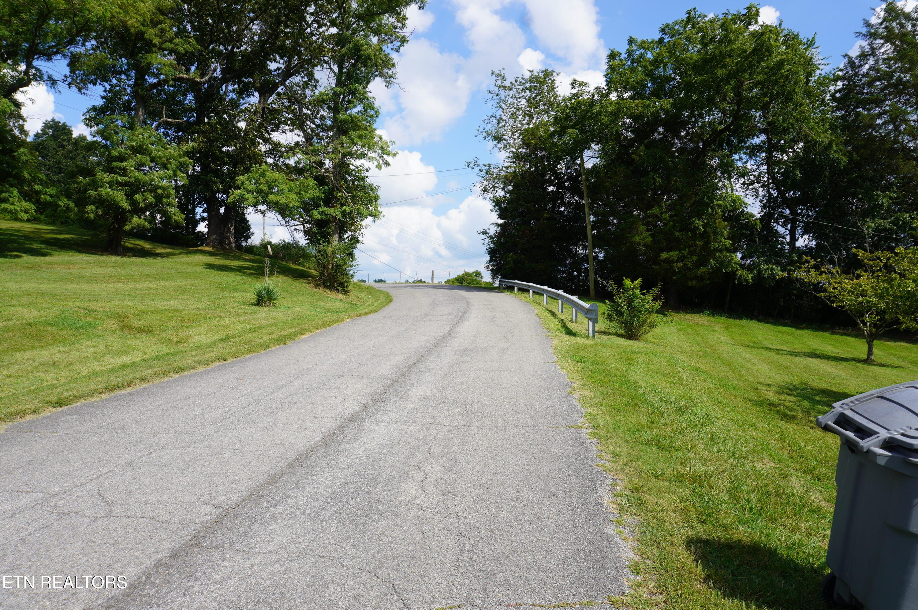 2840-2830 Robinson Creek Road Morristown TN 37813