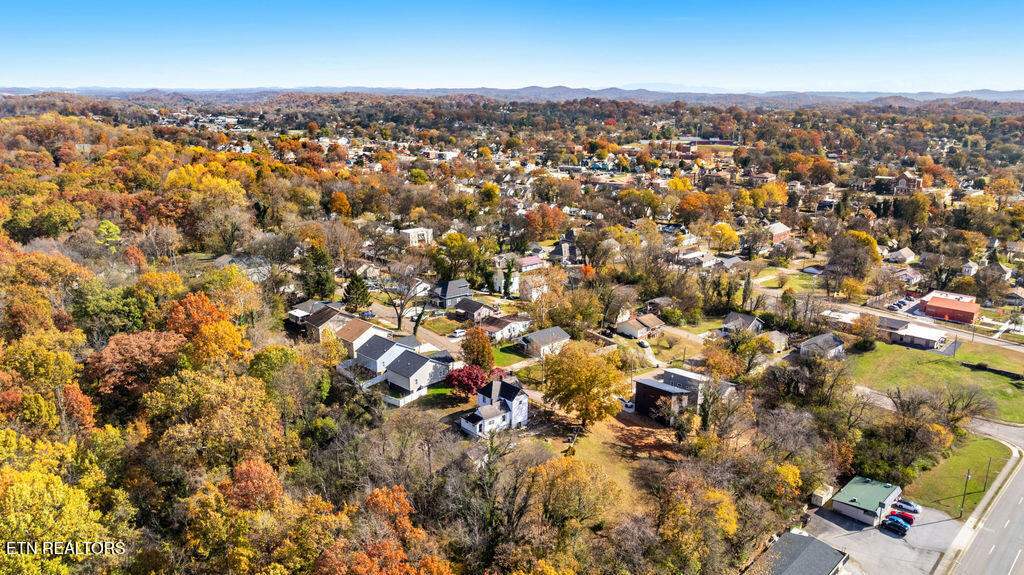 2621 Summit Avenue Knoxville TN 37917