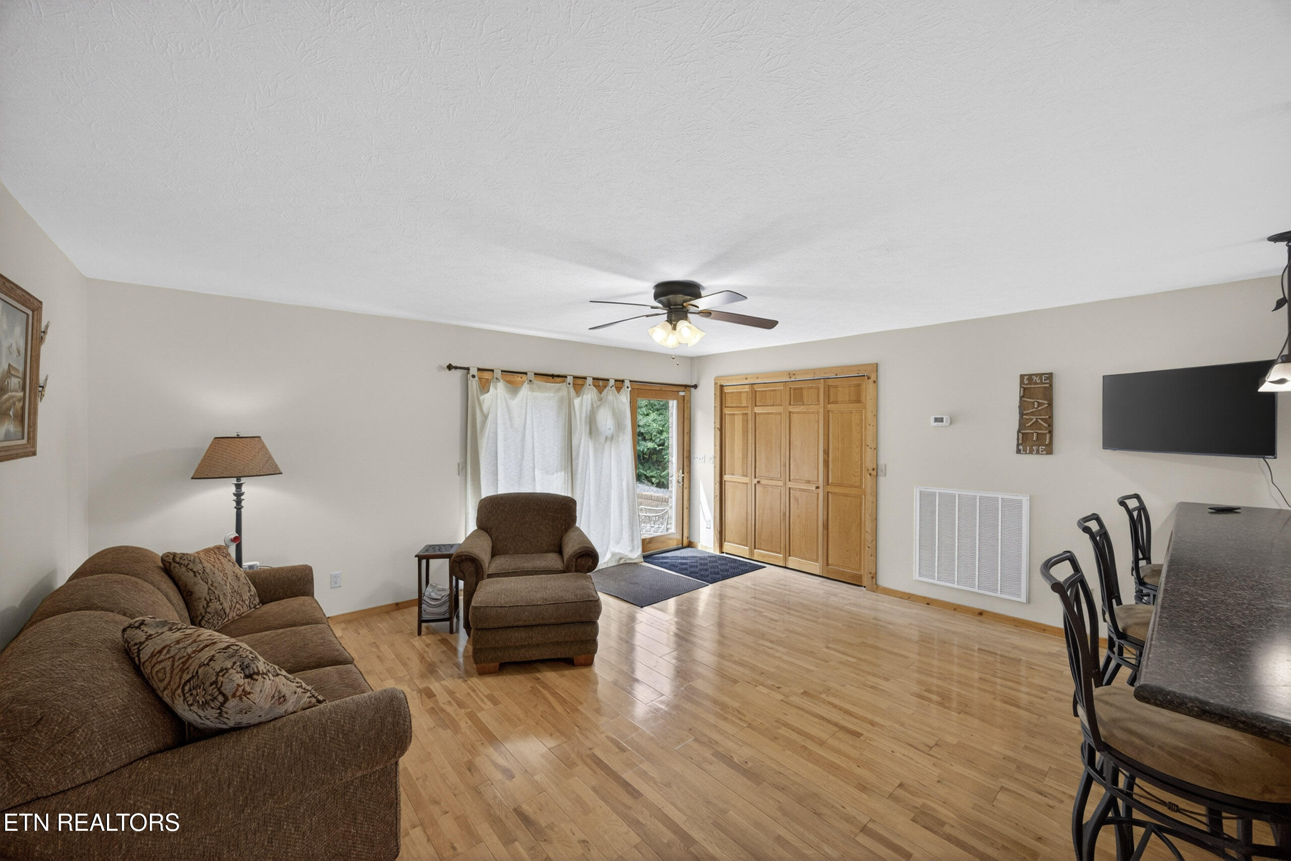 241 Hidden Cove Lane Allons TN 38541