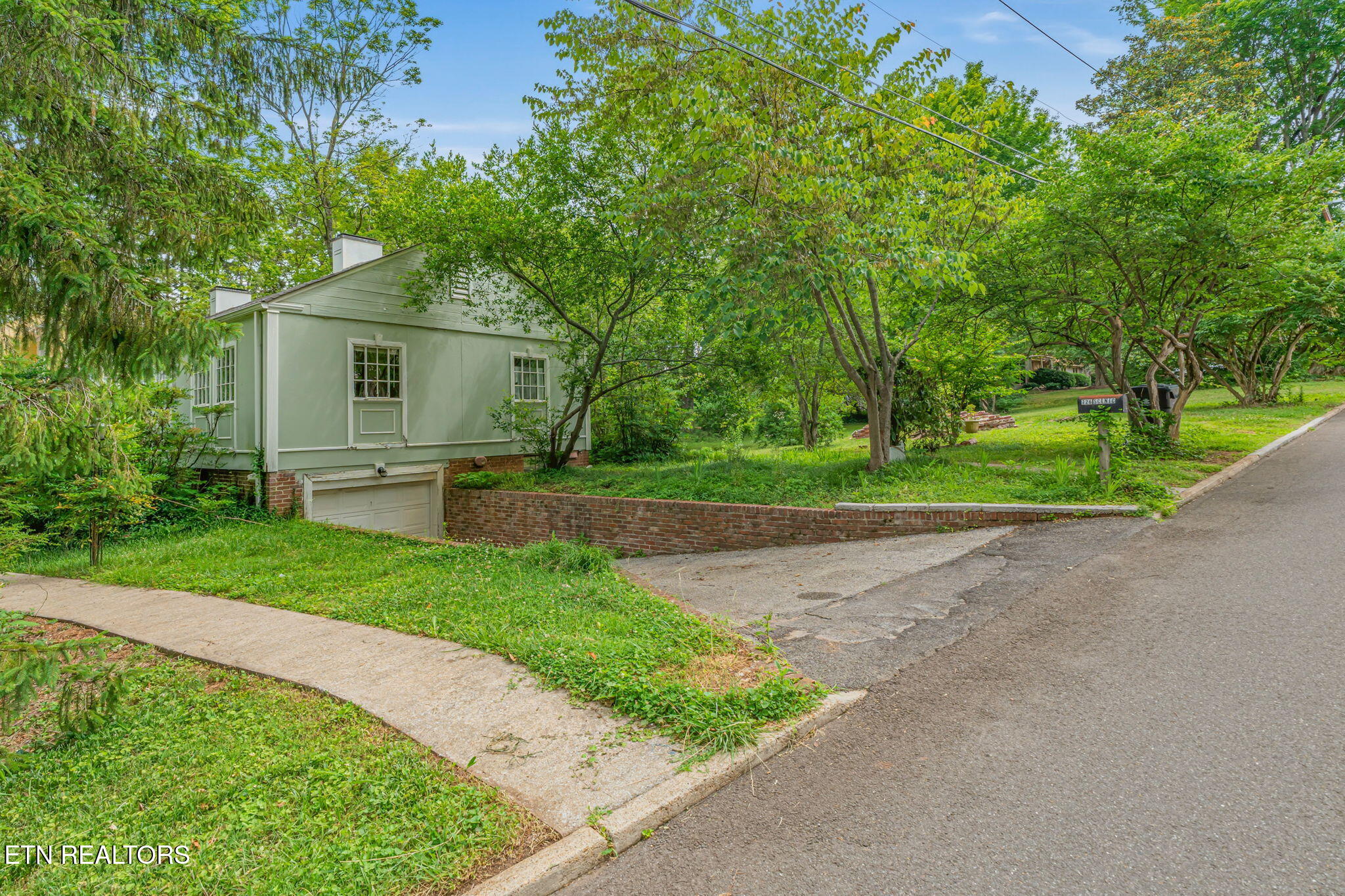 726 Scenic Drive Knoxville TN 37919
