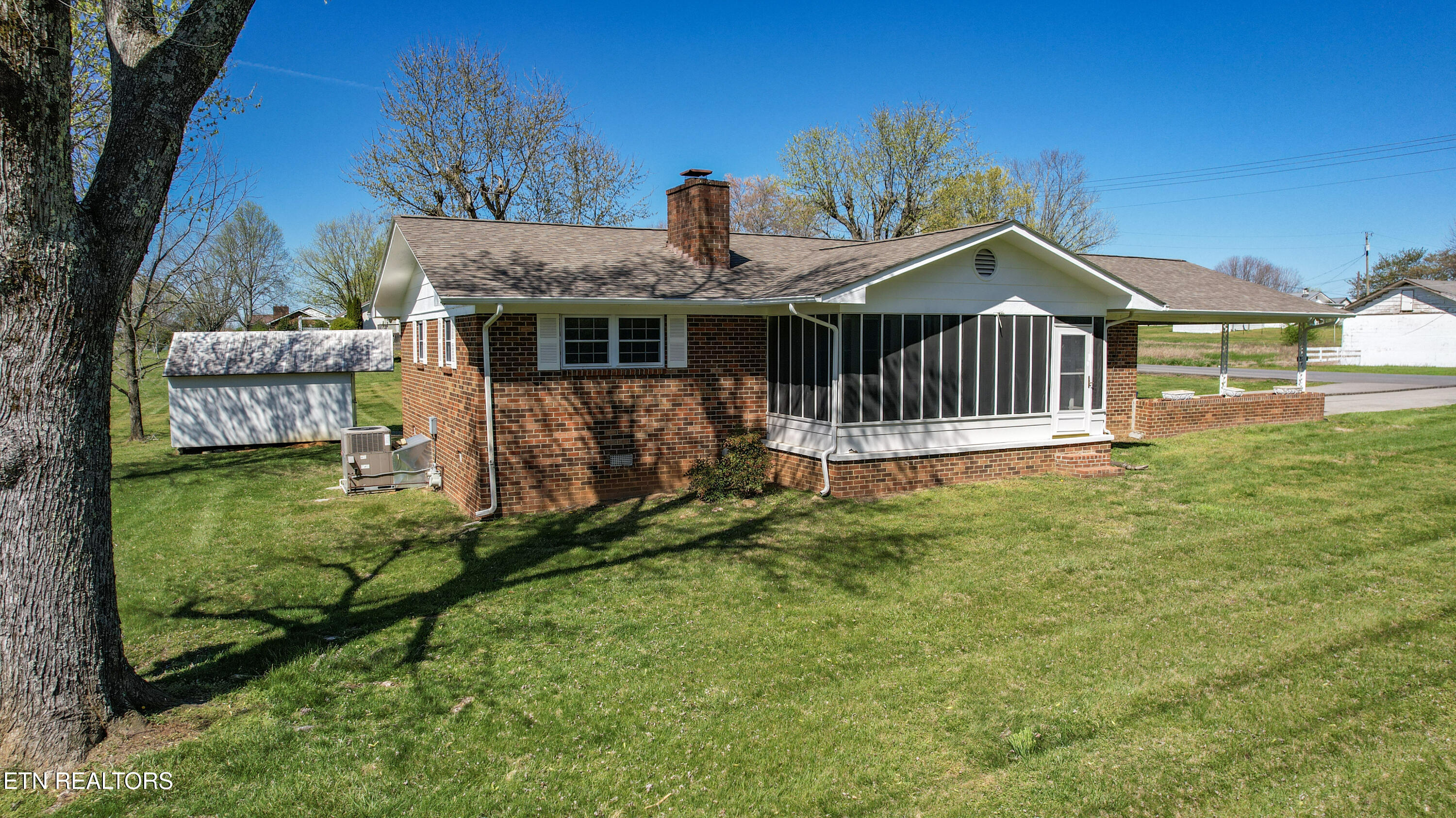 1102 S Tellico St S. Street Madisonville TN 37354