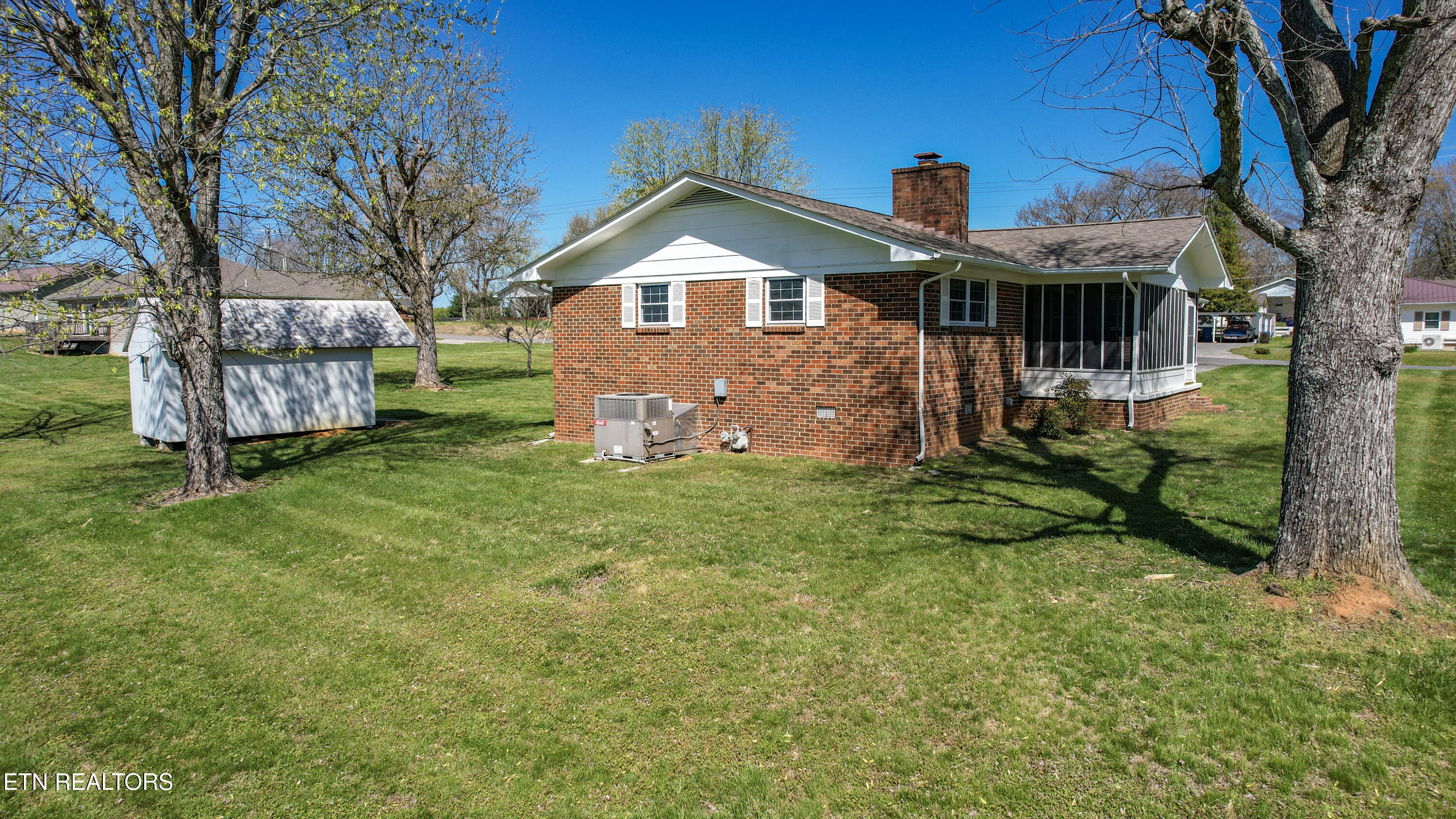 1102 S Tellico St S. Street Madisonville TN 37354