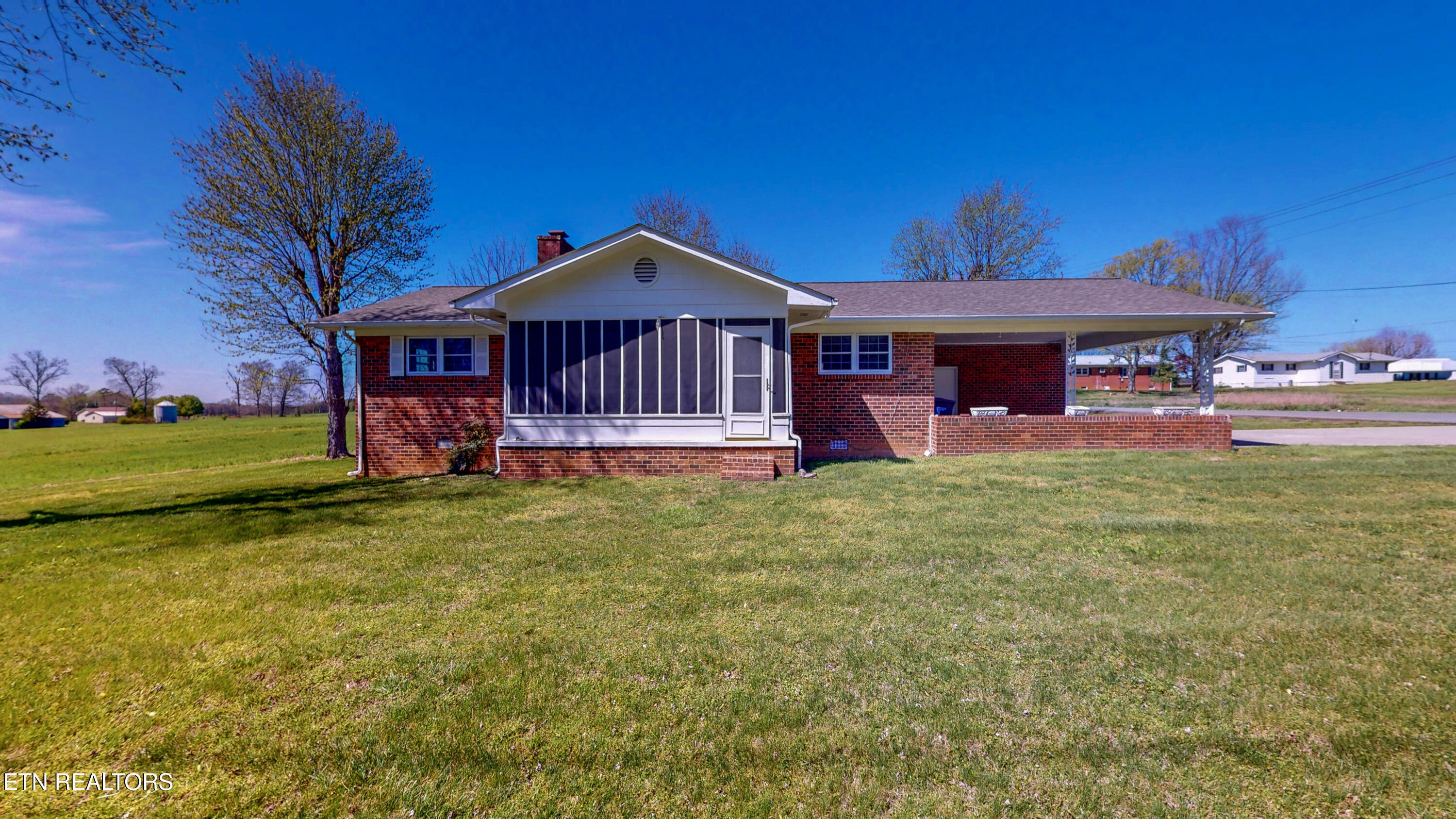 1102 S Tellico St S. Street Madisonville TN 37354