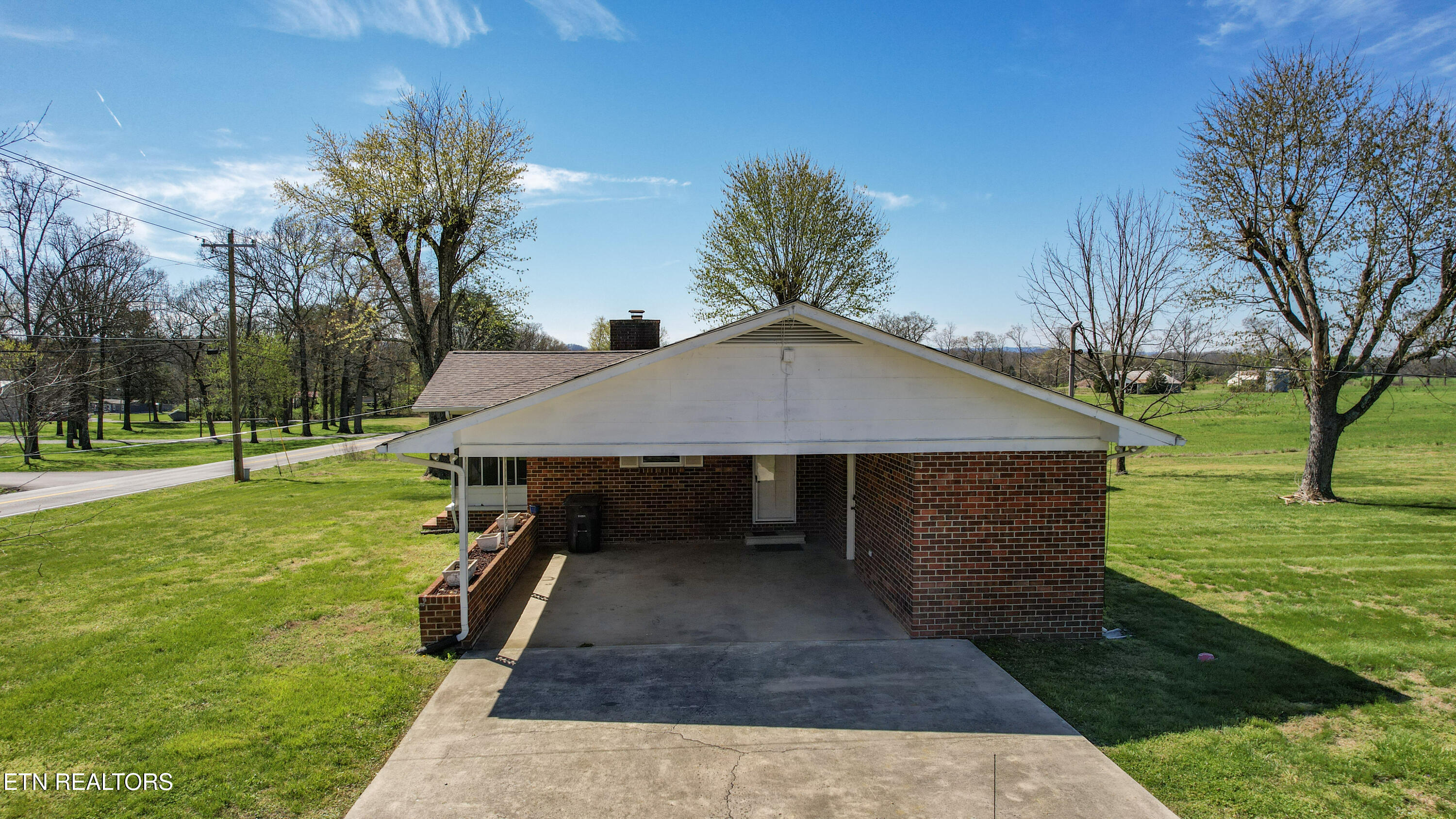 1102 S Tellico St S. Street Madisonville TN 37354