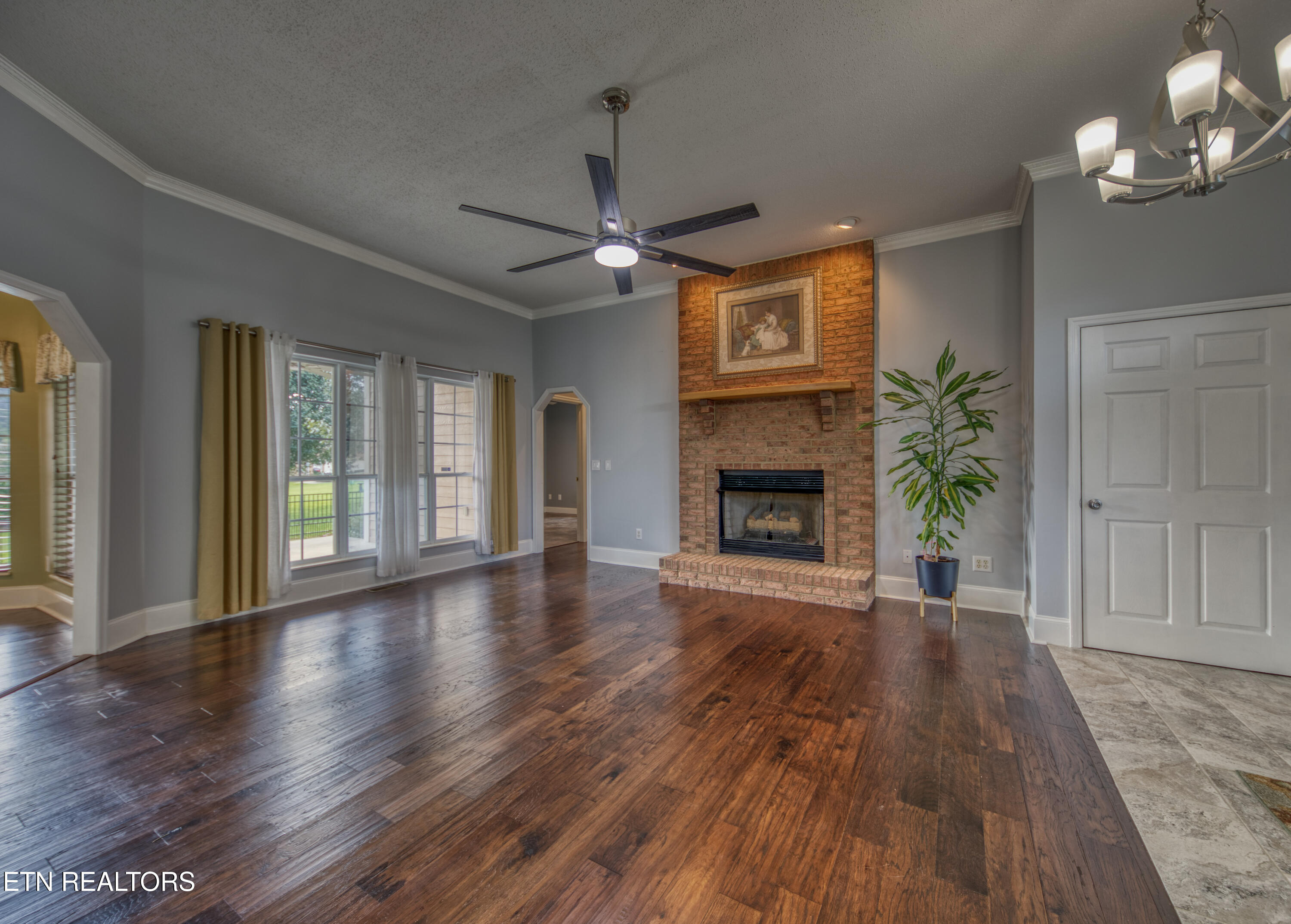 1833 Edward Drive Sevierville TN 37876