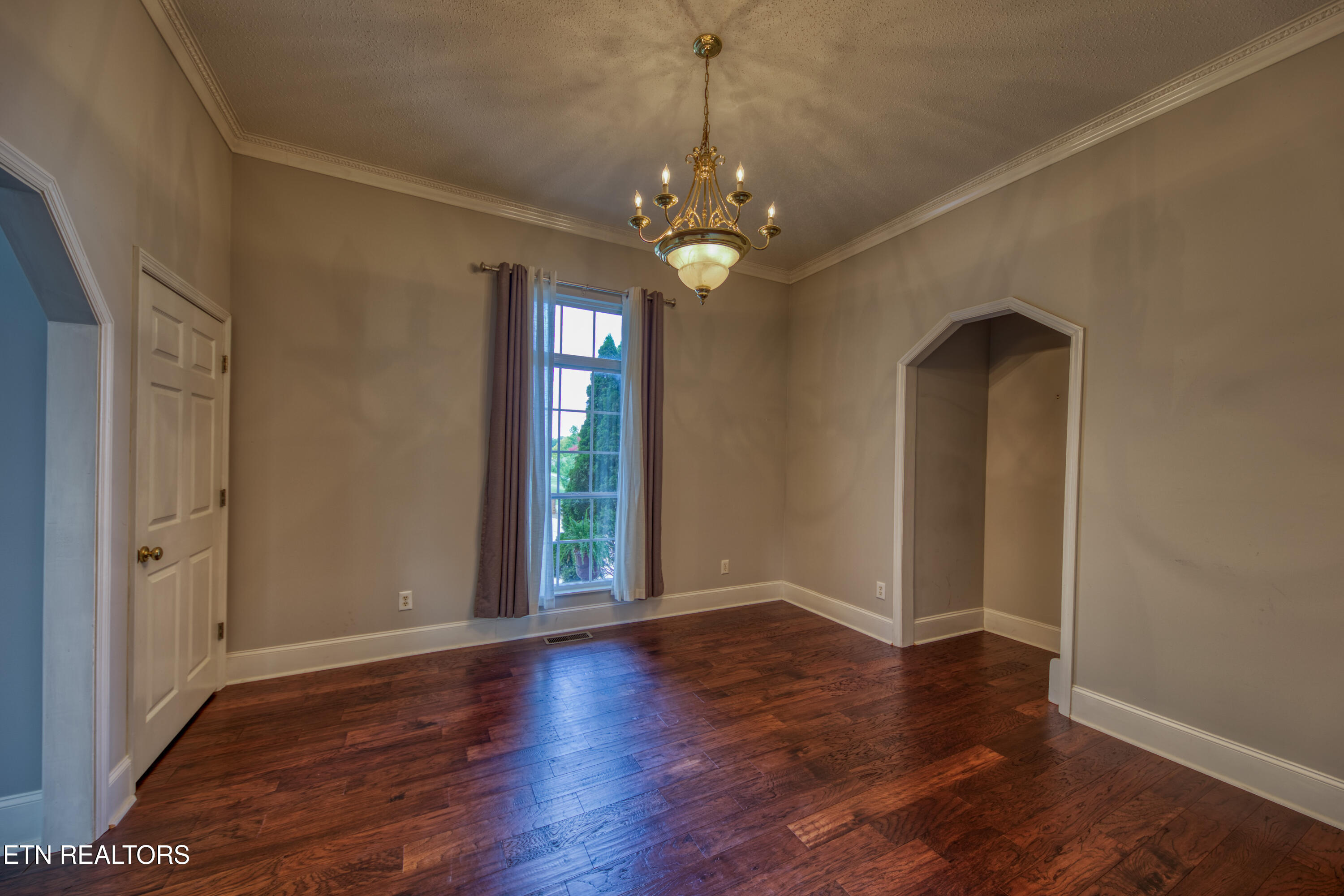 1833 Edward Drive Sevierville TN 37876