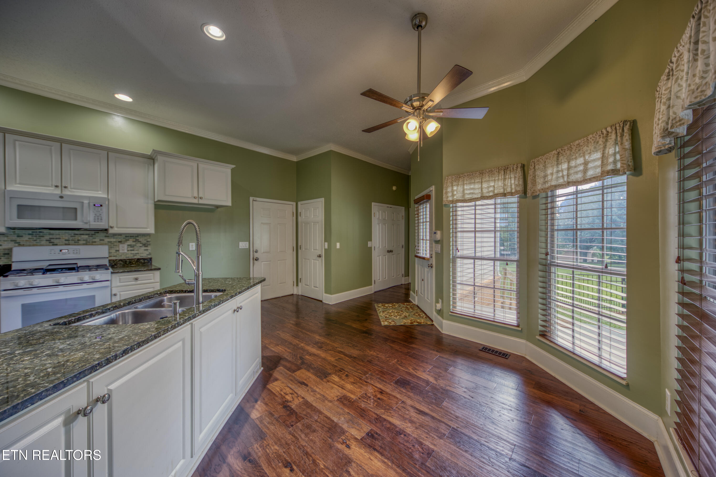 1833 Edward Drive Sevierville TN 37876