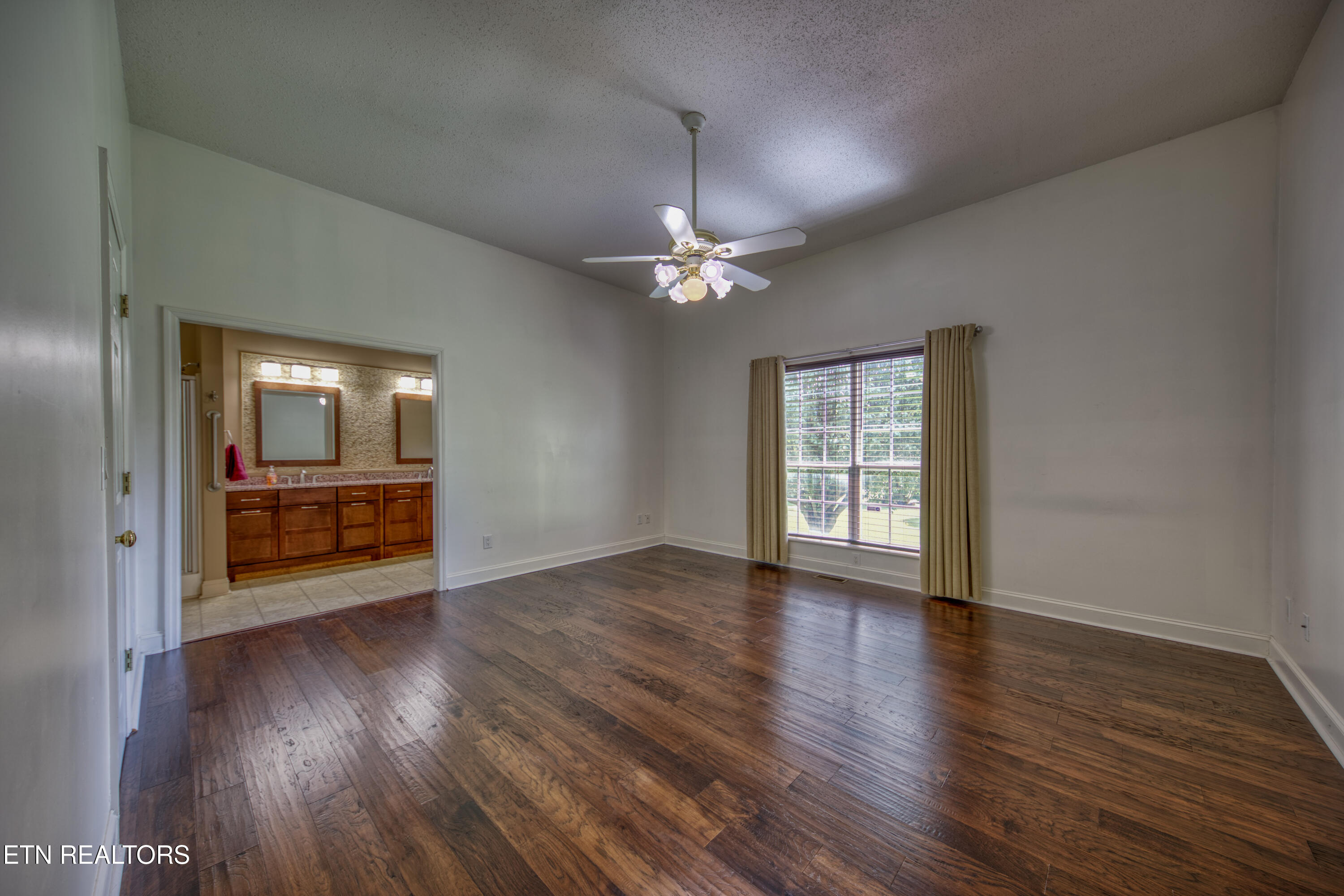 1833 Edward Drive Sevierville TN 37876