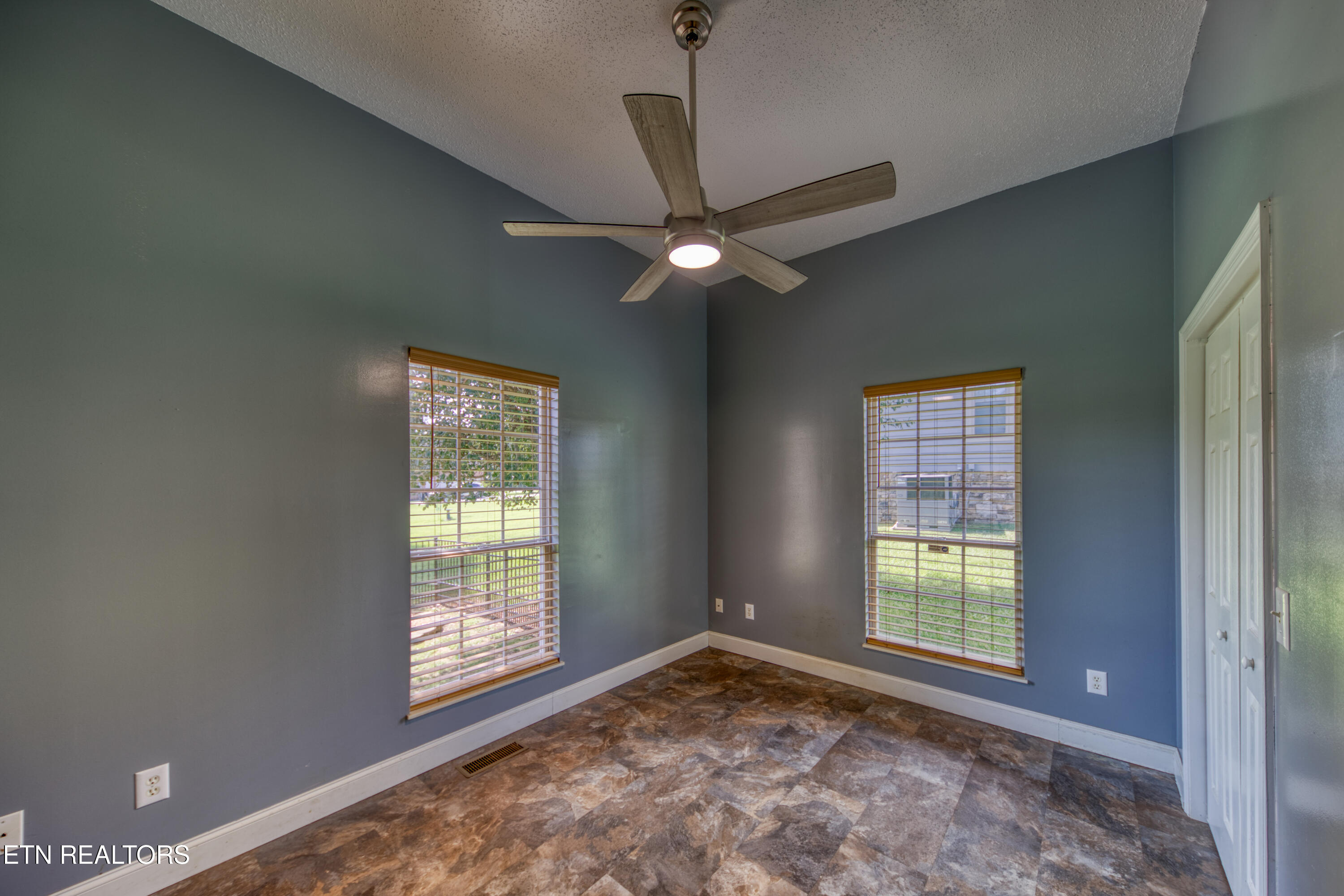 1833 Edward Drive Sevierville TN 37876