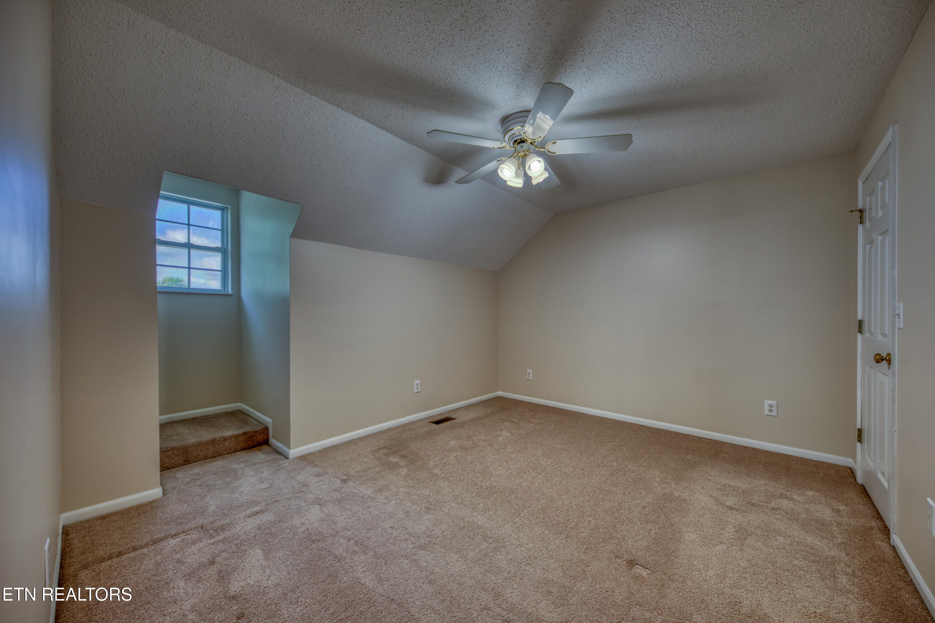 1833 Edward Drive Sevierville TN 37876