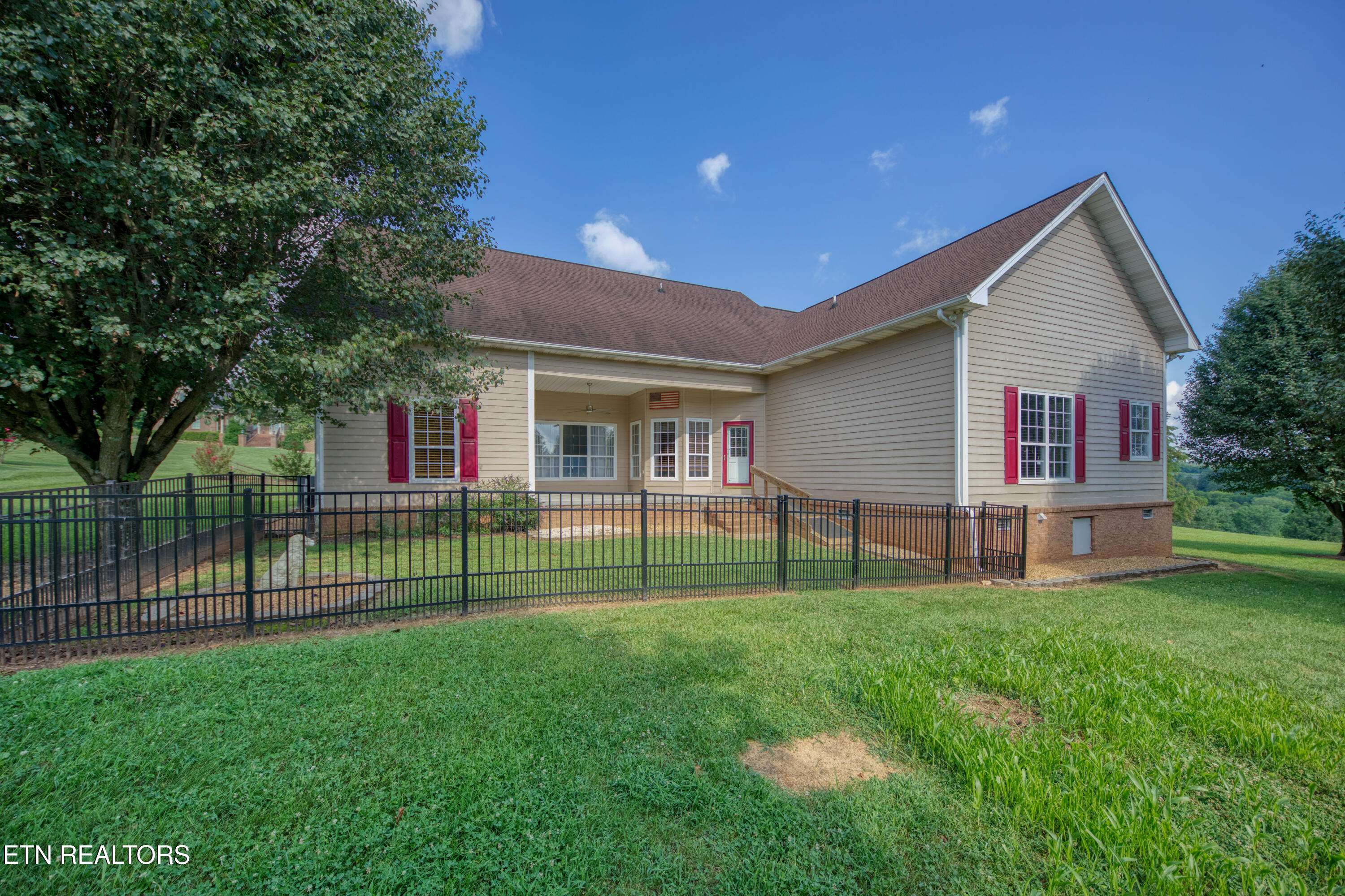 1833 Edward Drive Sevierville TN 37876