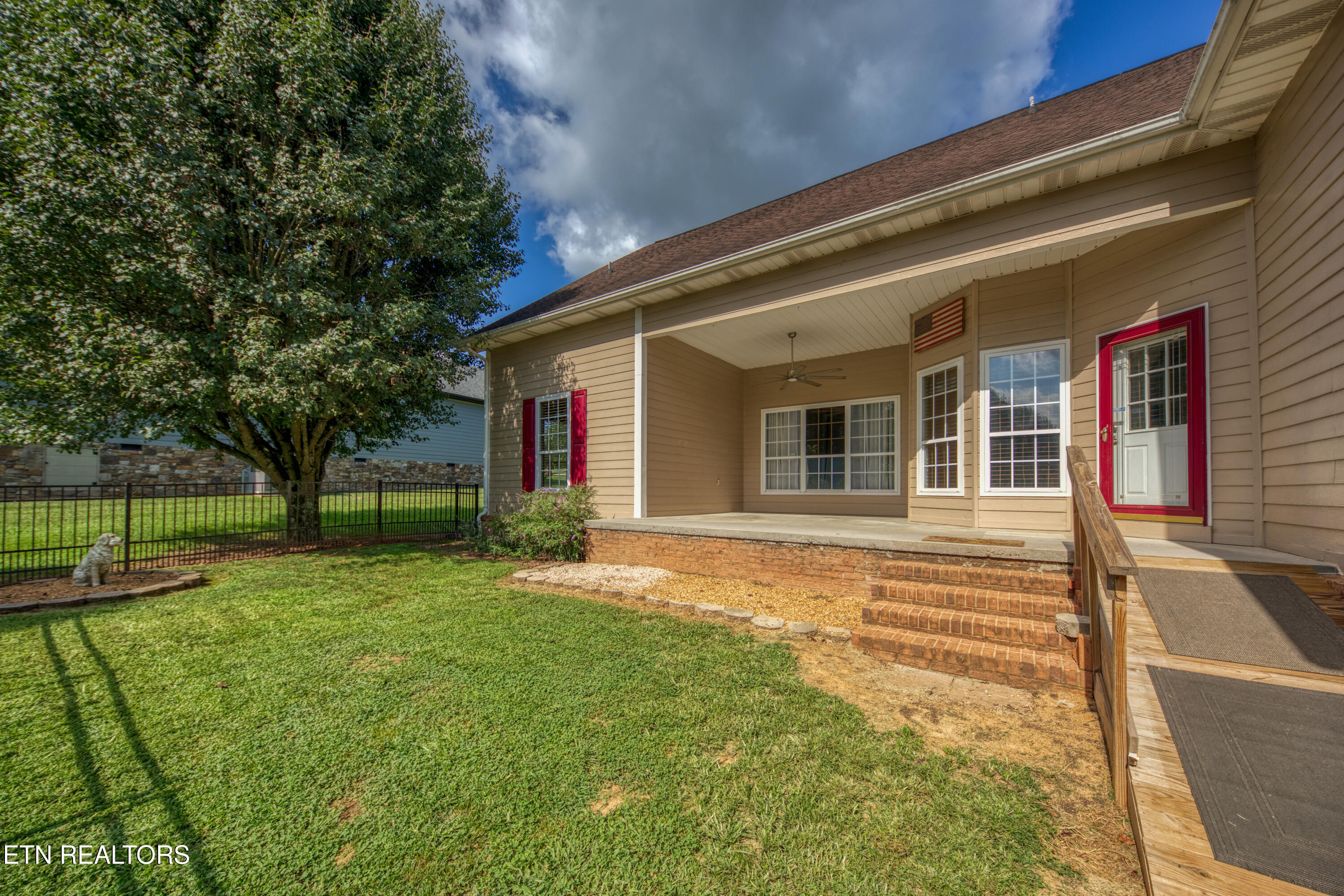 1833 Edward Drive Sevierville TN 37876