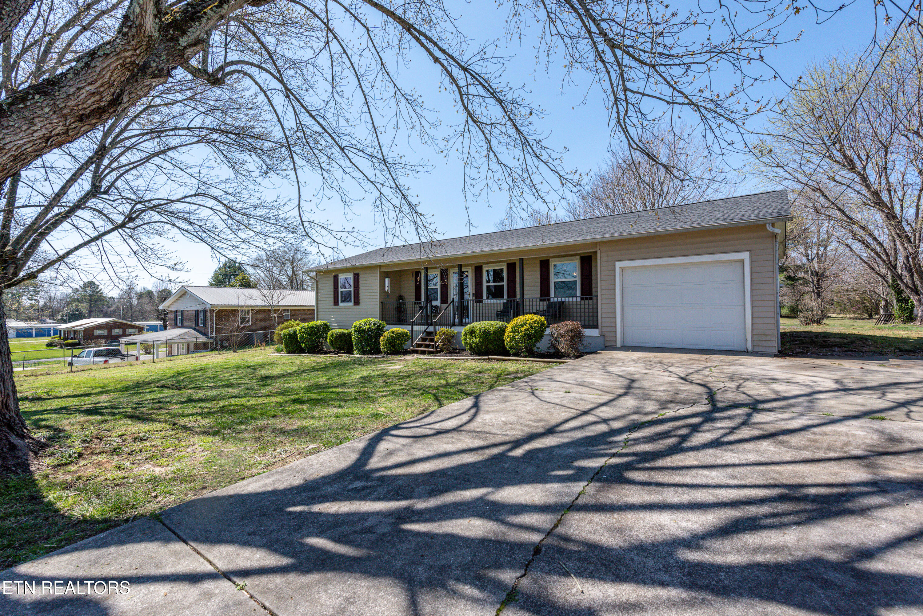 209 Sequoyah Drive Madisonville TN 37354