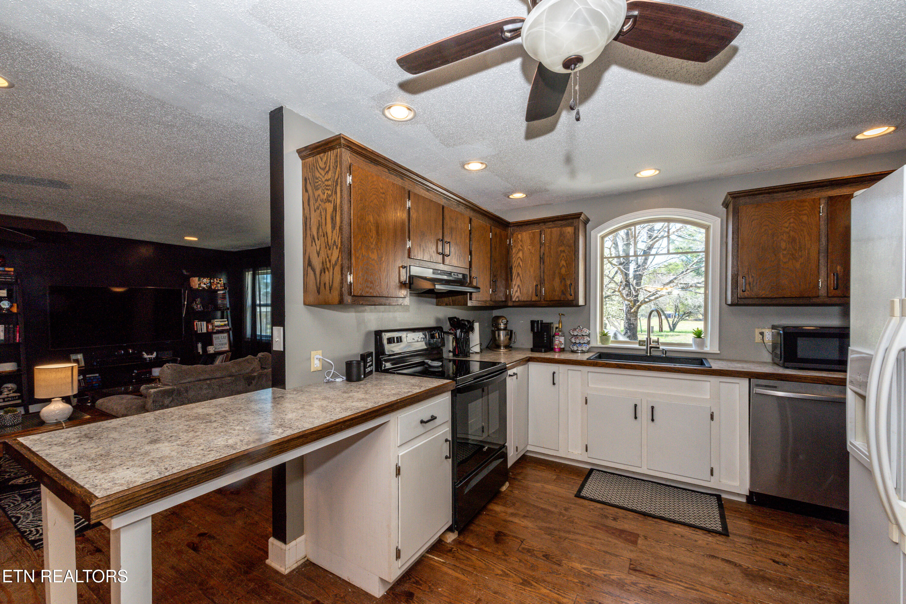 209 Sequoyah Drive Madisonville TN 37354