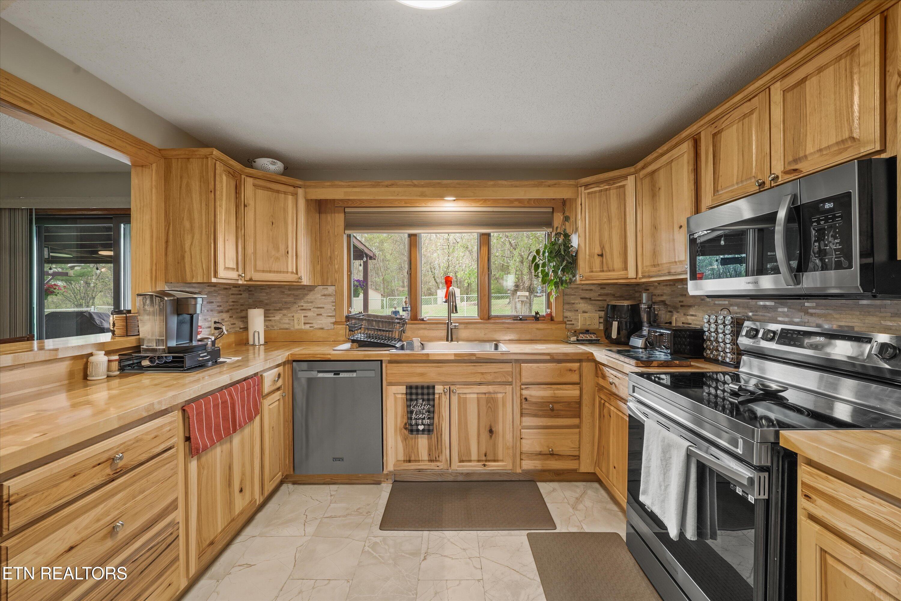 1279 Green Acres Drive Newport TN 37821