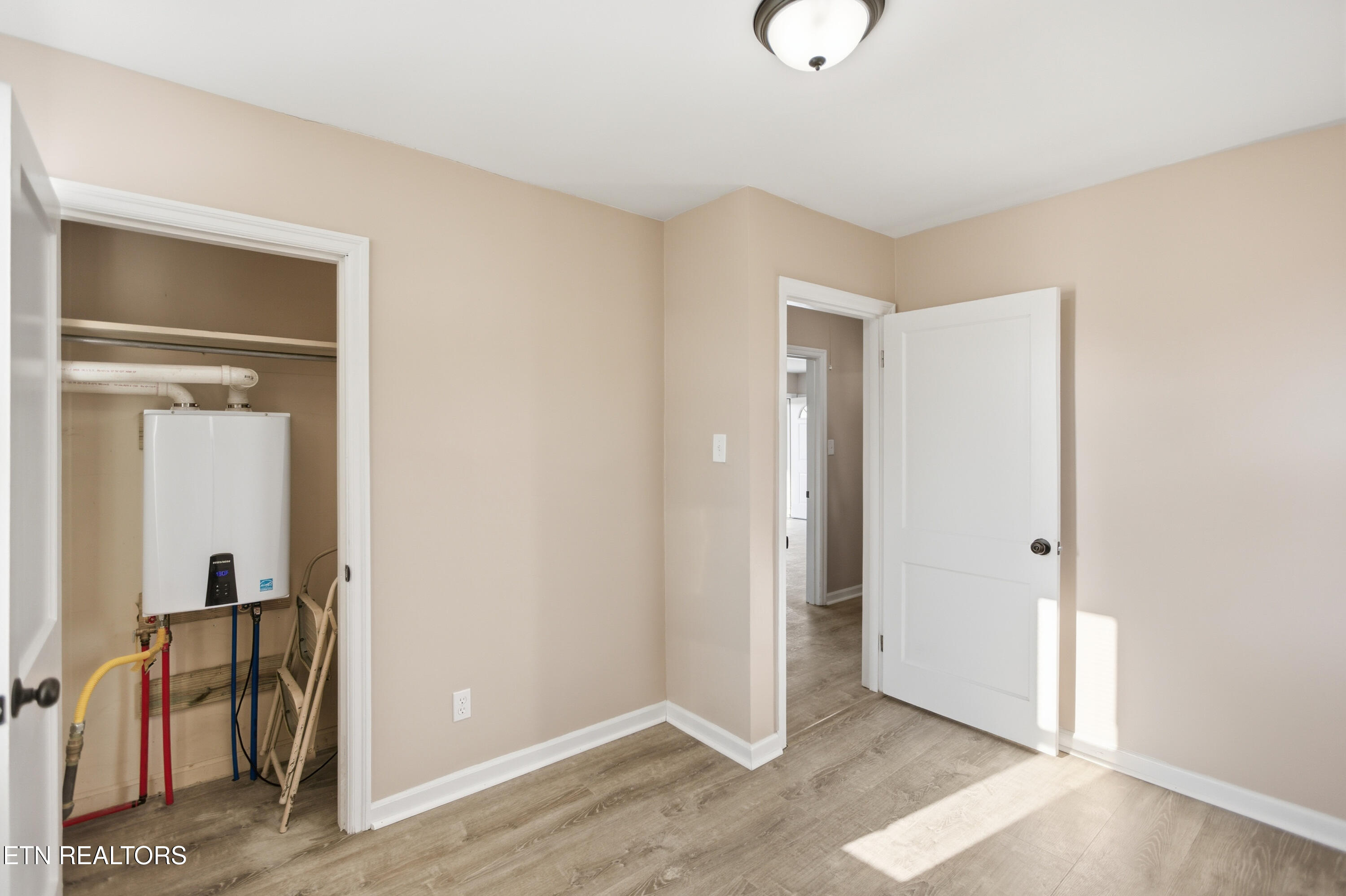 407 Oakcrest Road Knoxville TN 37912