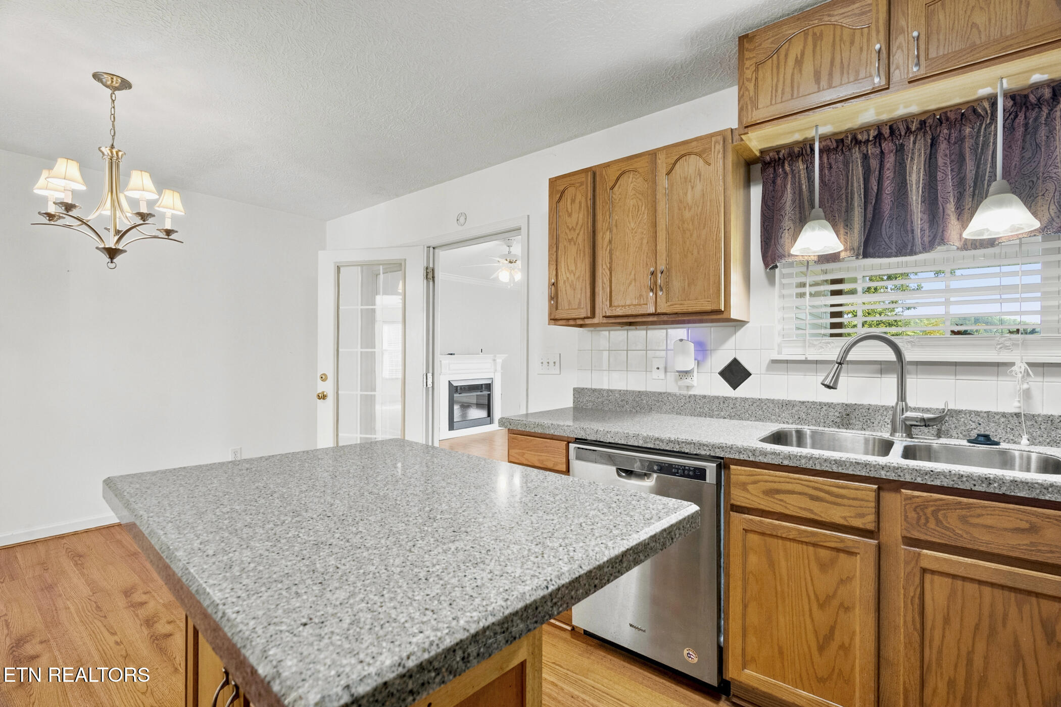 2903 Large Oak Lane Knoxville TN 37921