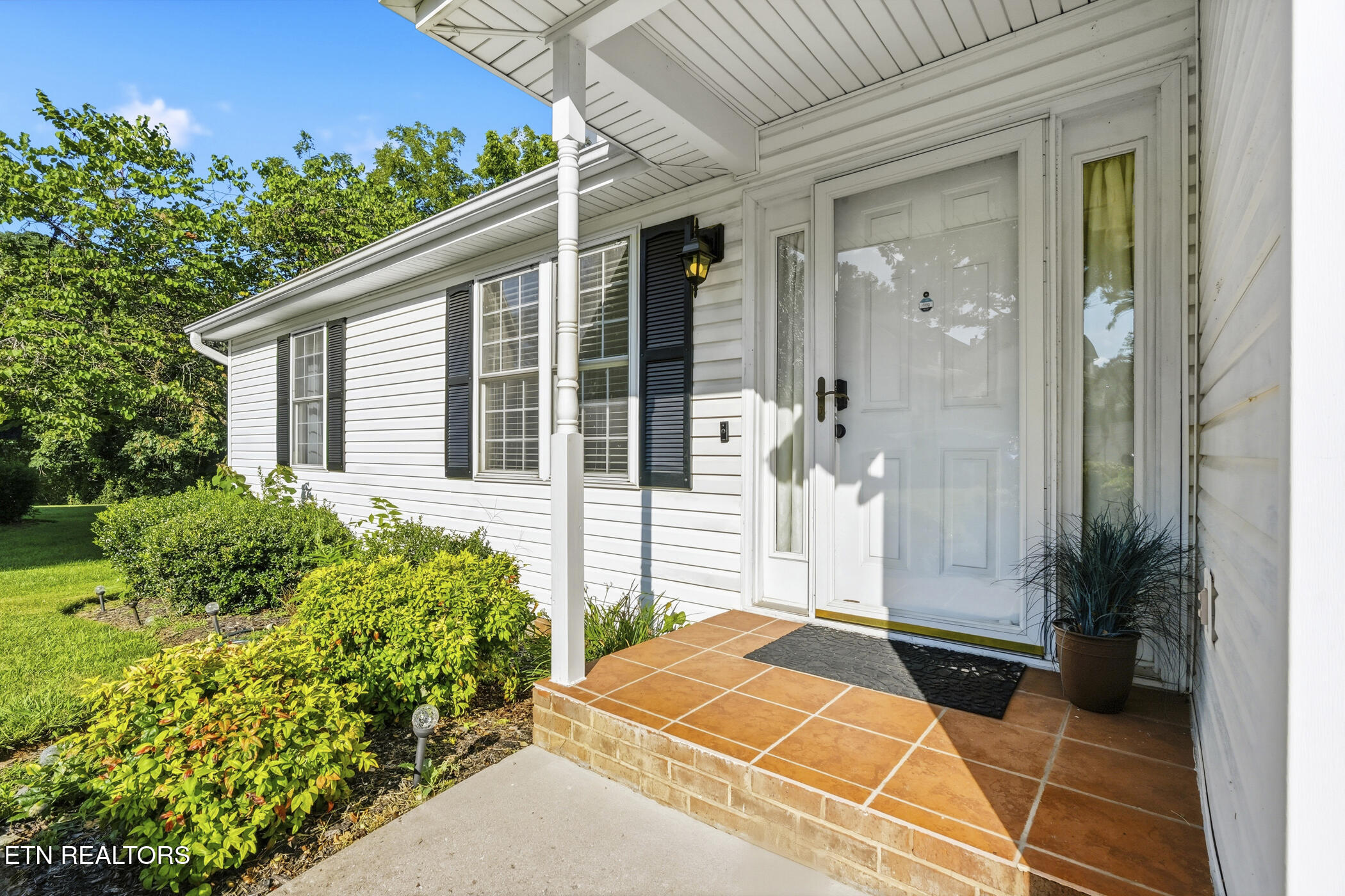 2903 Large Oak Lane Knoxville TN 37921