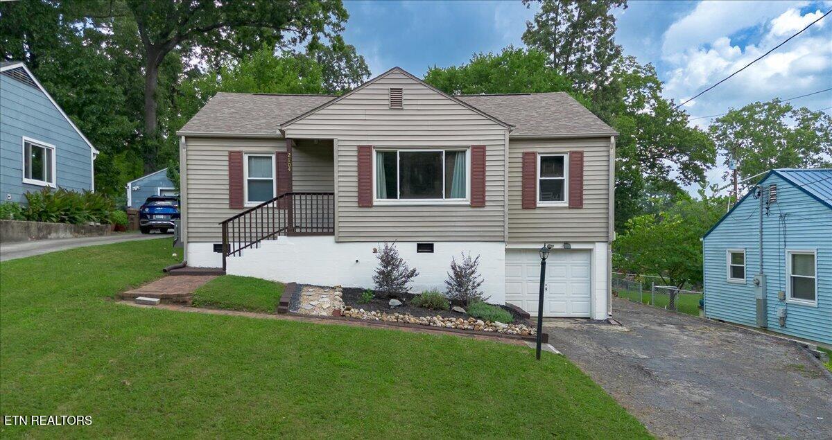 2104 N Park Boulevard Knoxville TN 37917