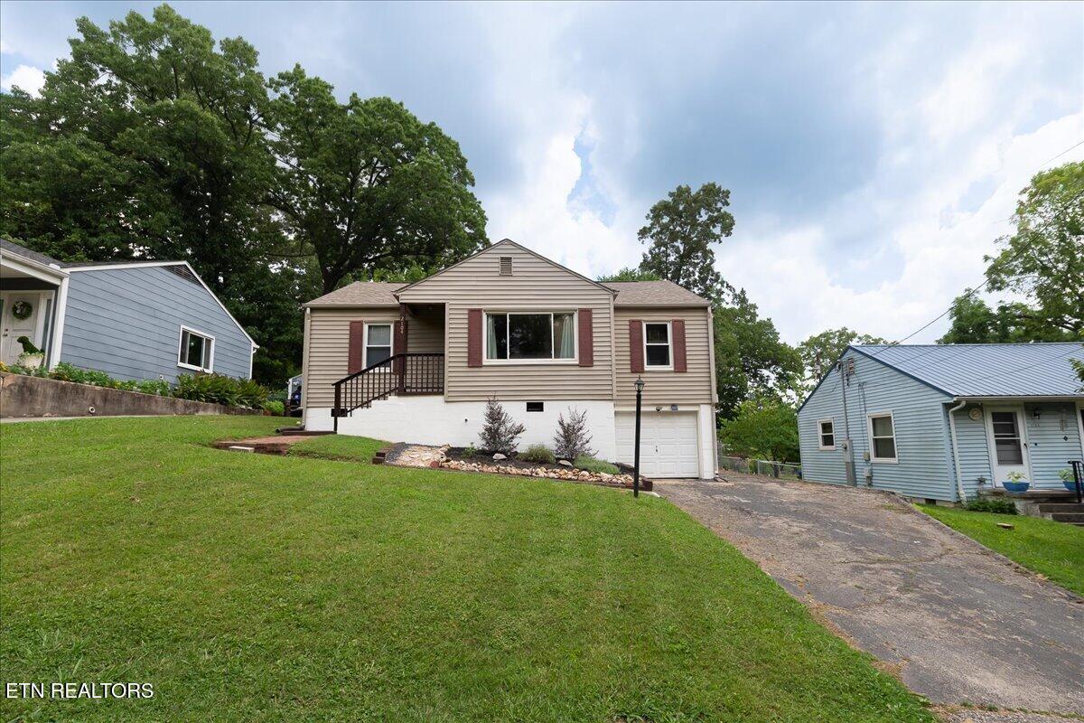 2104 N Park Boulevard Knoxville TN 37917