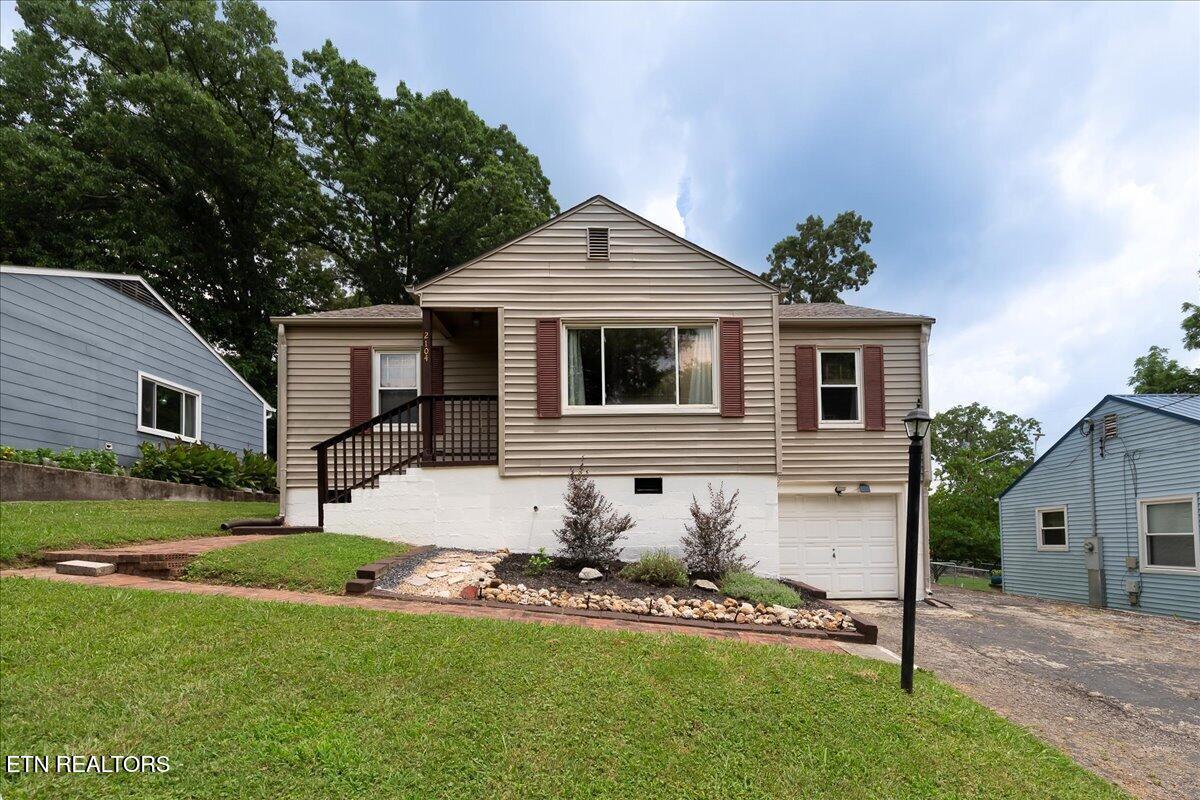 2104 N Park Boulevard Knoxville TN 37917