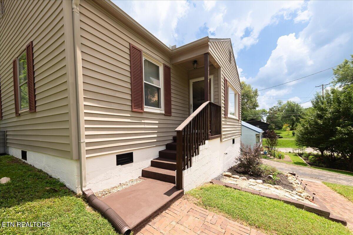 2104 N Park Boulevard Knoxville TN 37917