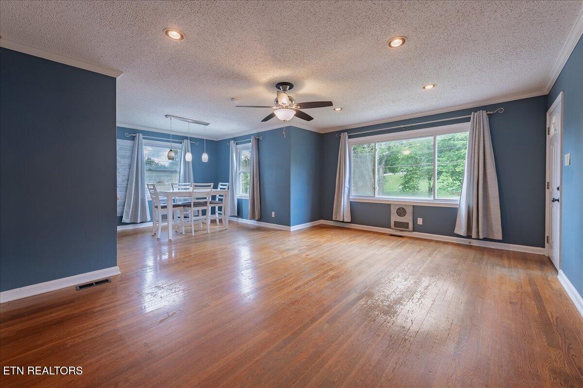 2104 N Park Boulevard Knoxville TN 37917
