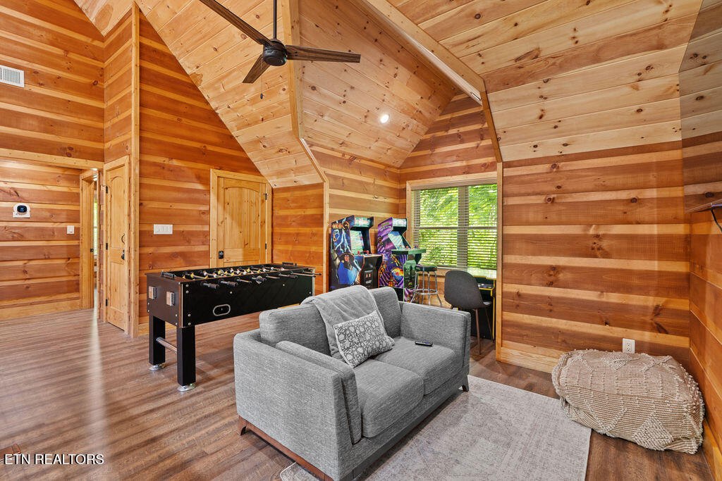 4228 Wears Valley Road Sevierville TN 37862