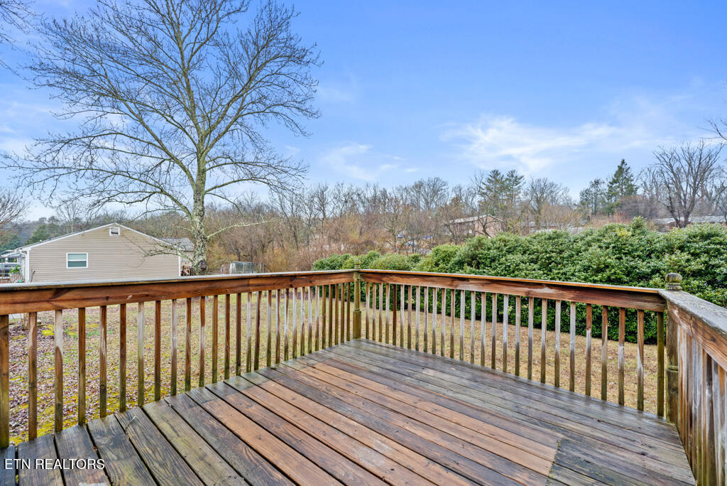 102 Lawton Road Oak Ridge TN 37830