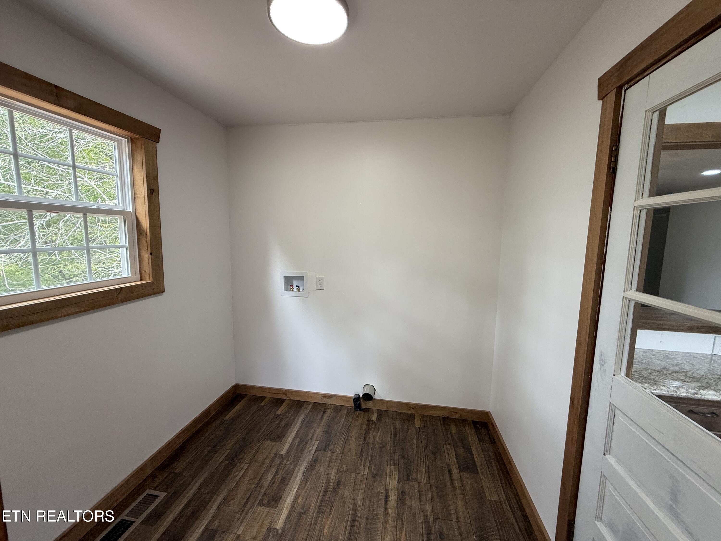 822 Allardt Highway Jamestown TN 38556