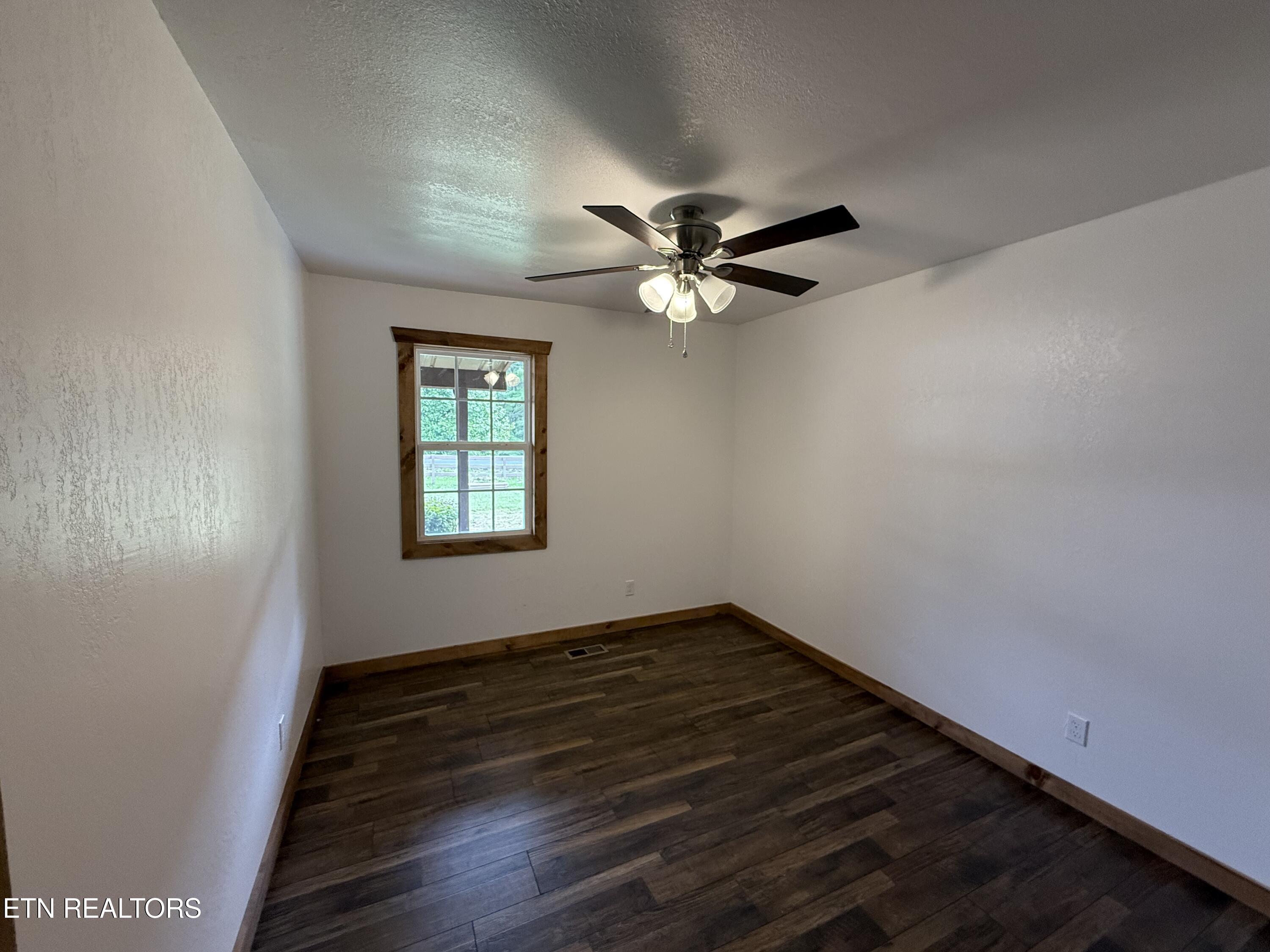 822 Allardt Highway Jamestown TN 38556