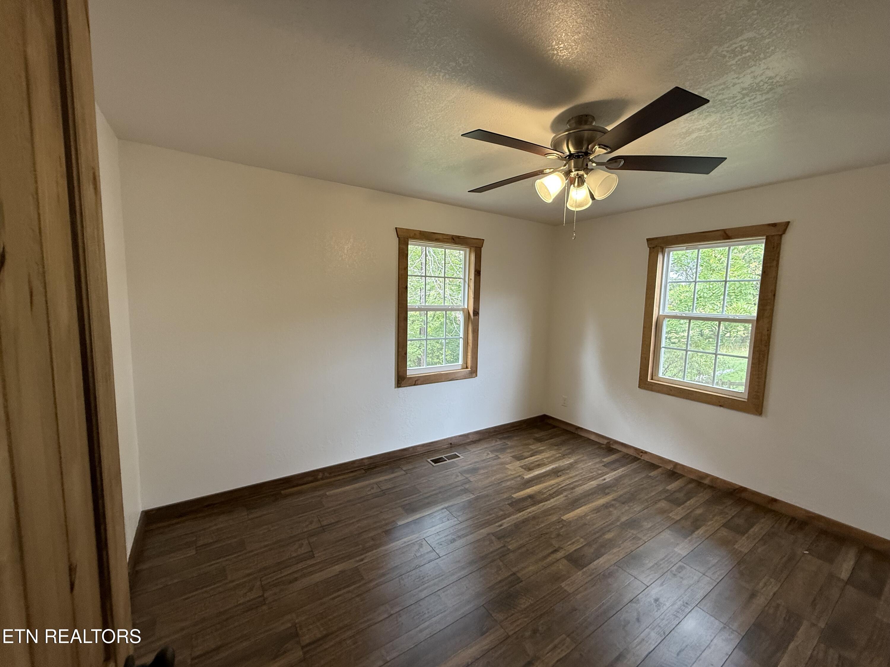 822 Allardt Highway Jamestown TN 38556