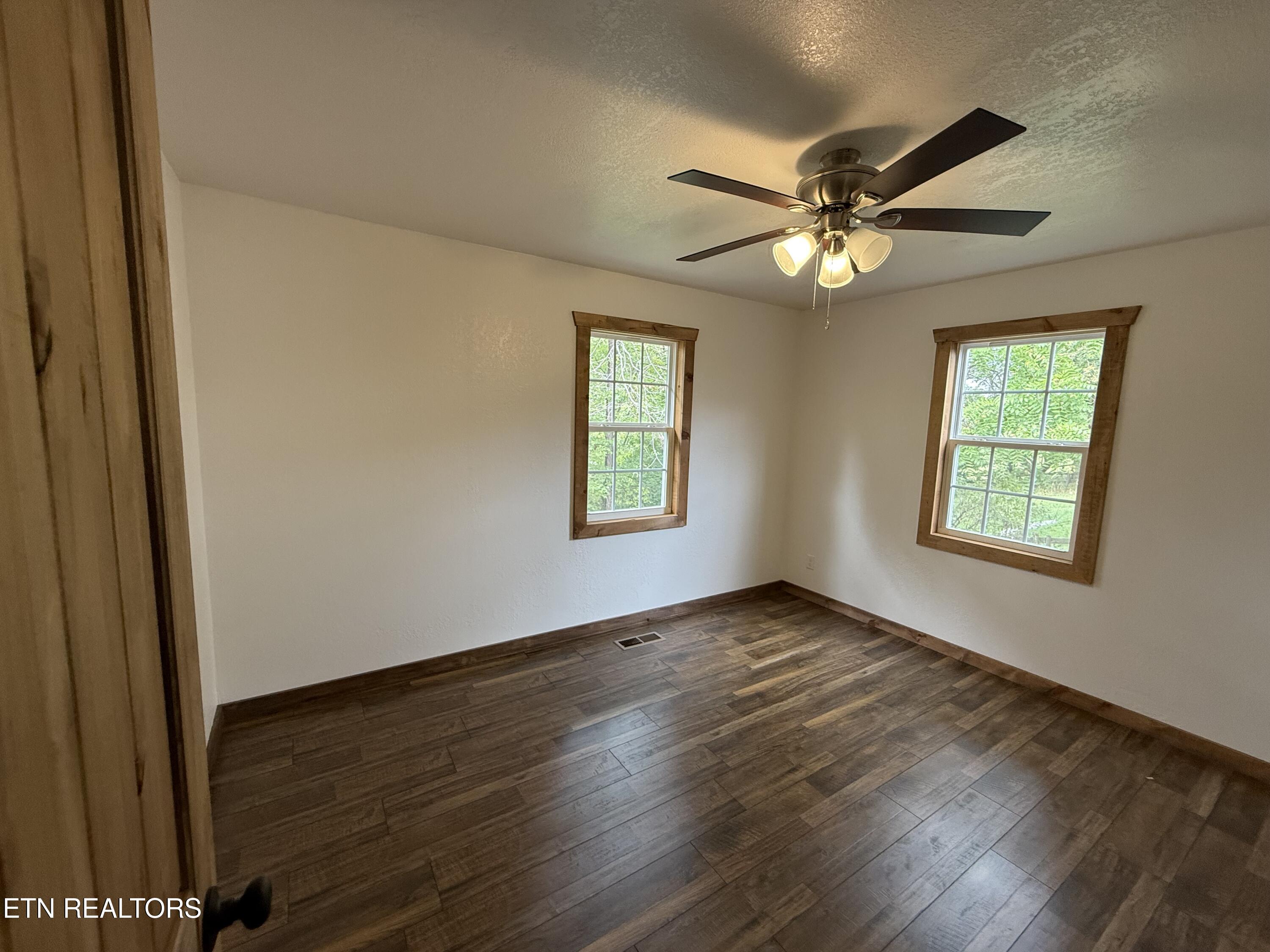 822 Allardt Highway Jamestown TN 38556